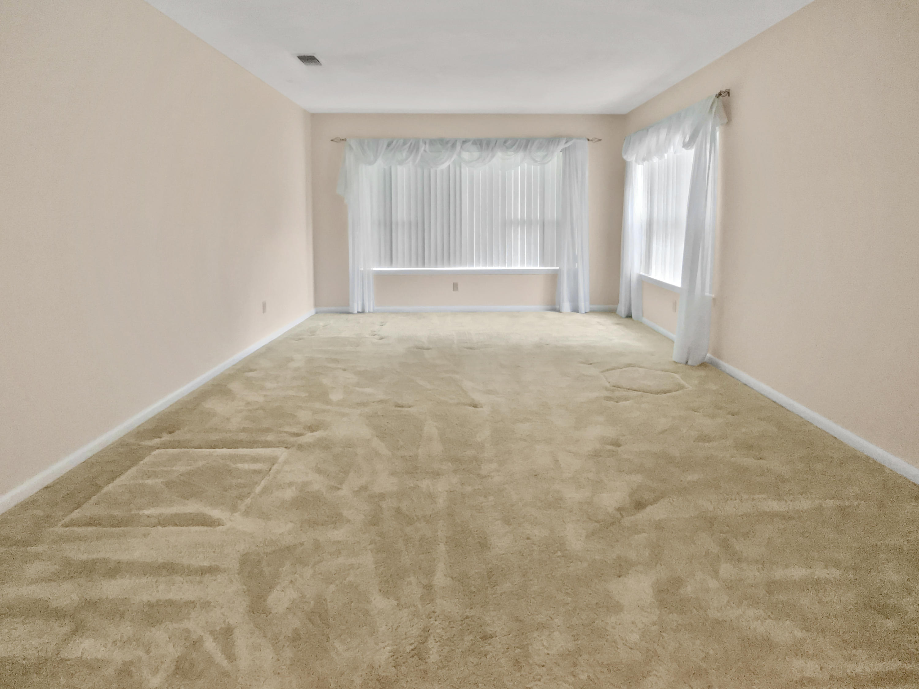 COUNTRY CLUB ESTATES 1ST ADDN - Residential