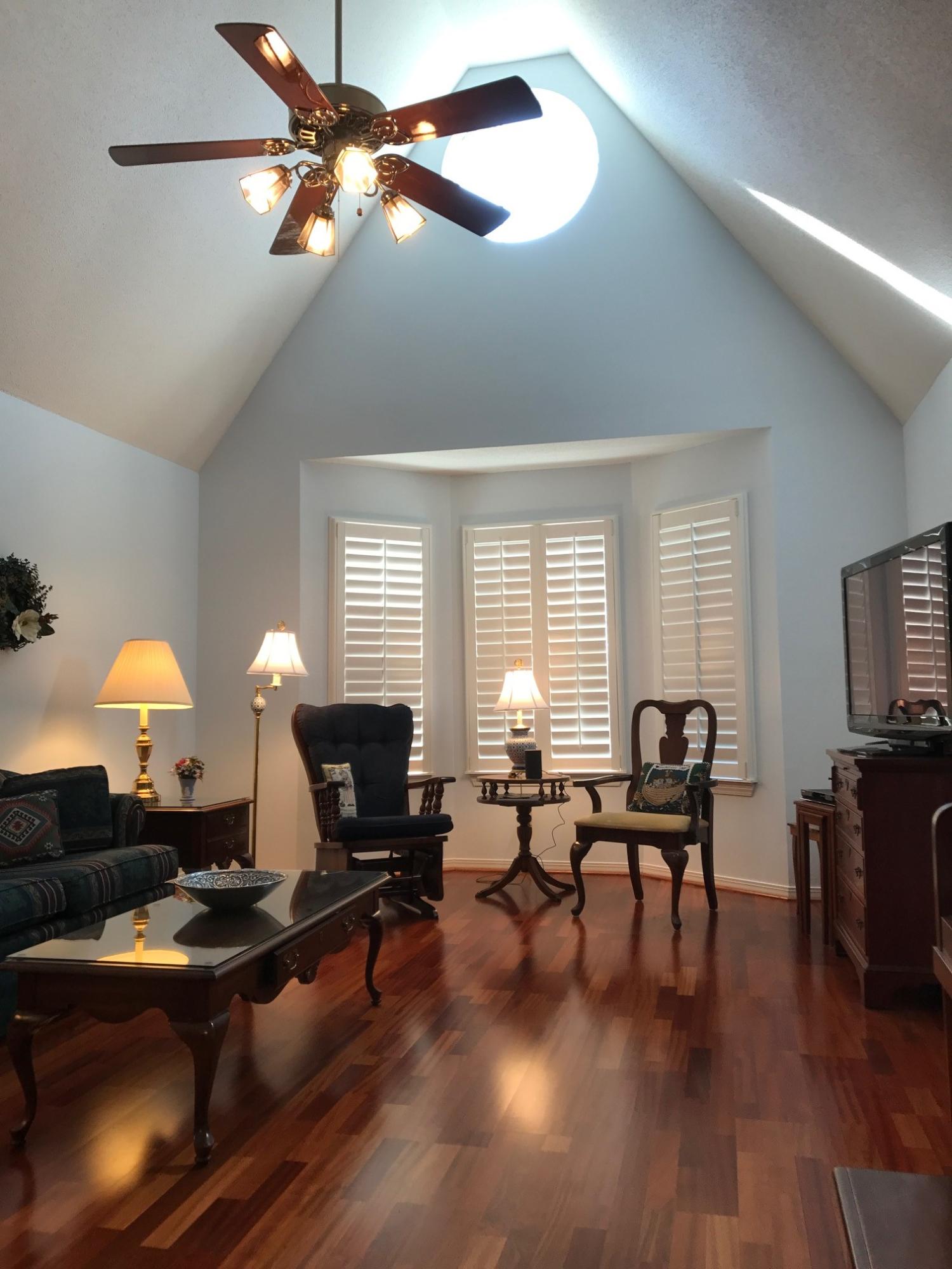 LAKE POINTE - Residential