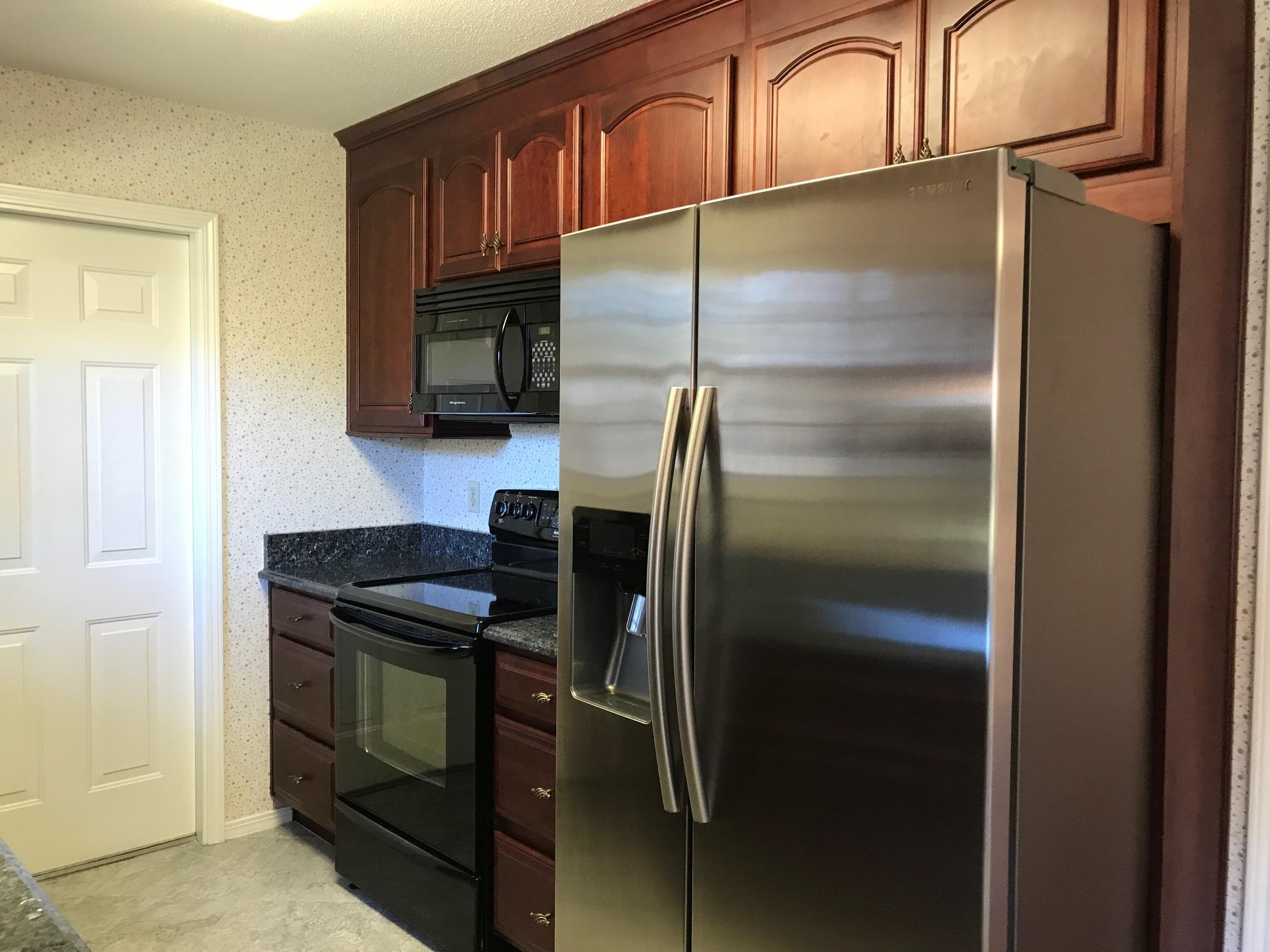 LAKE POINTE - Residential