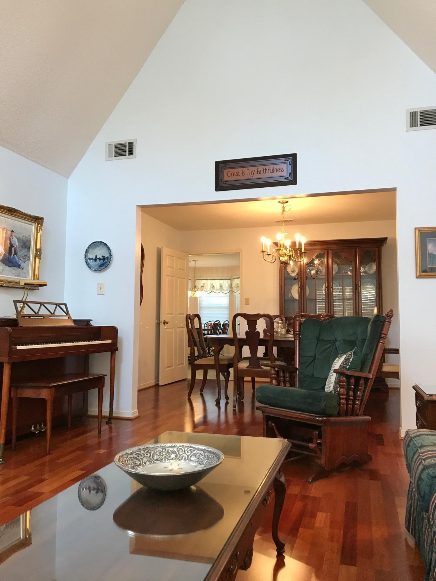 LAKE POINTE - Residential