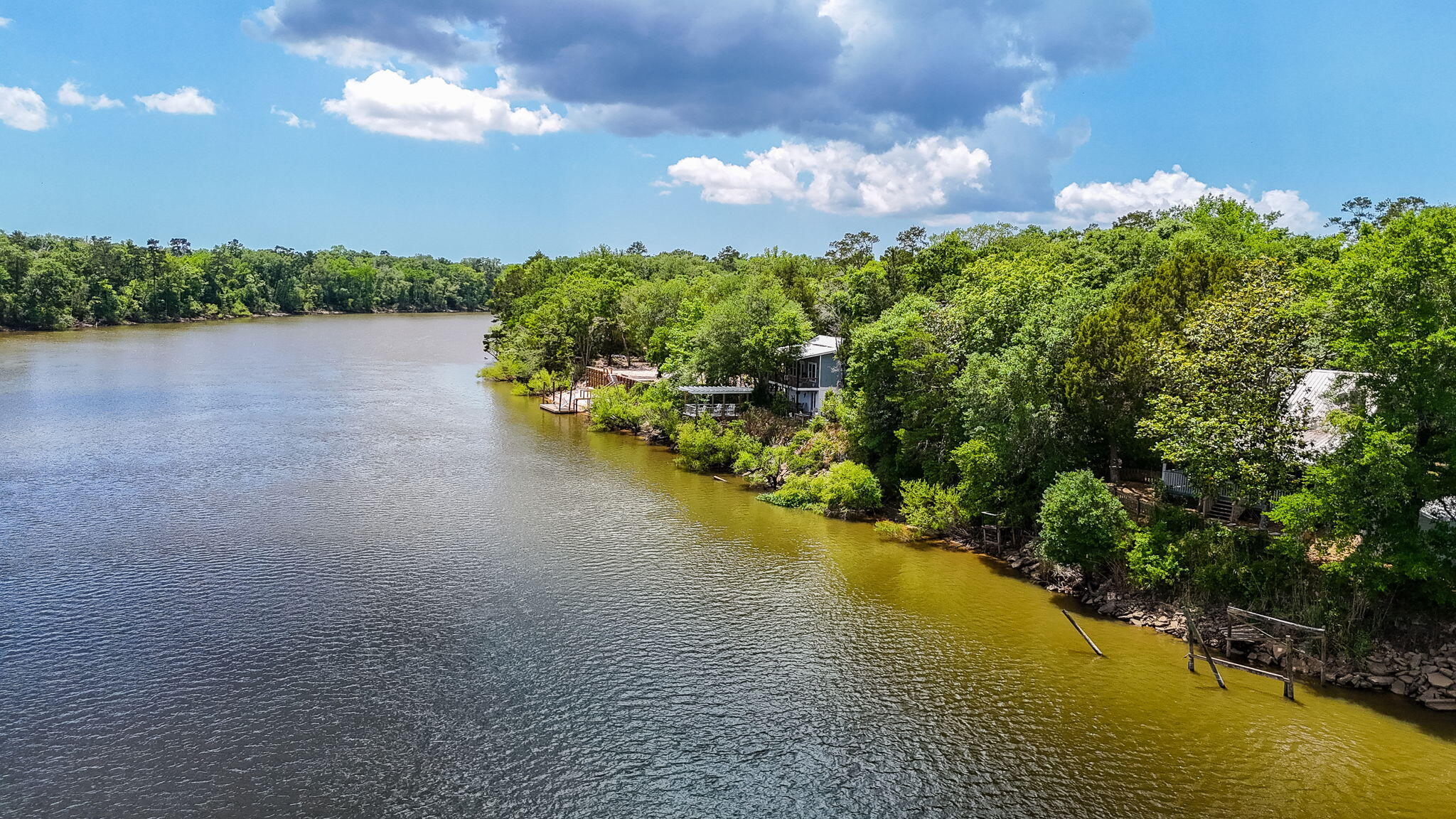 NO RECORDED SUBDIVISION - Residential