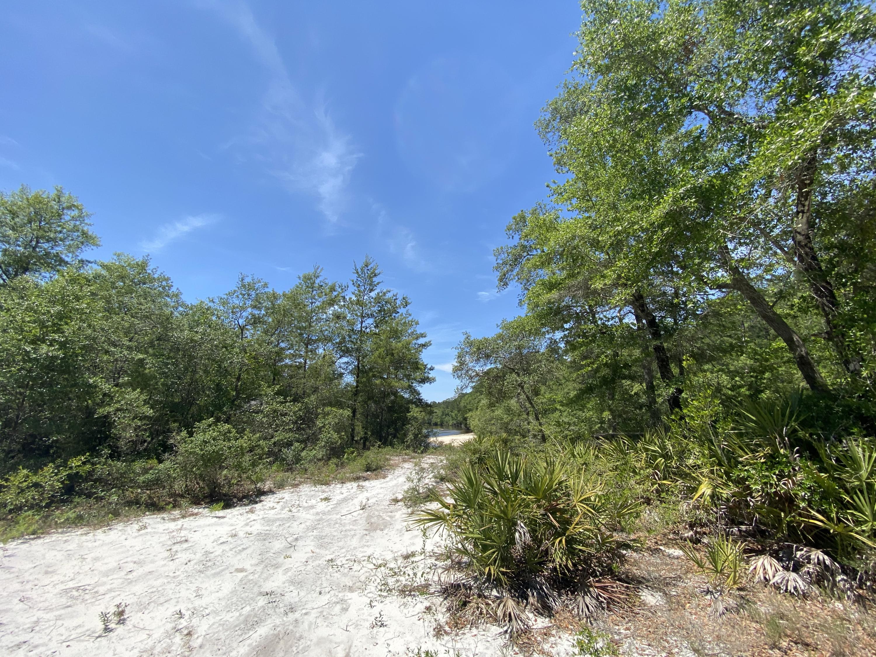 METES & BOUNDS - Land