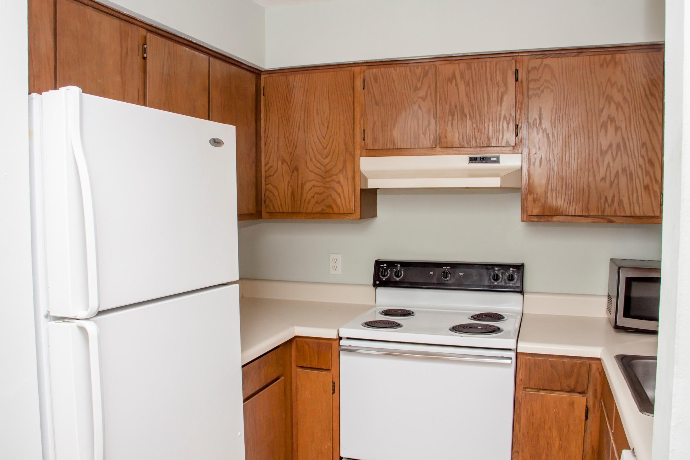 SWIFT BAYOU T/H UNIT 22 - Residential Lease