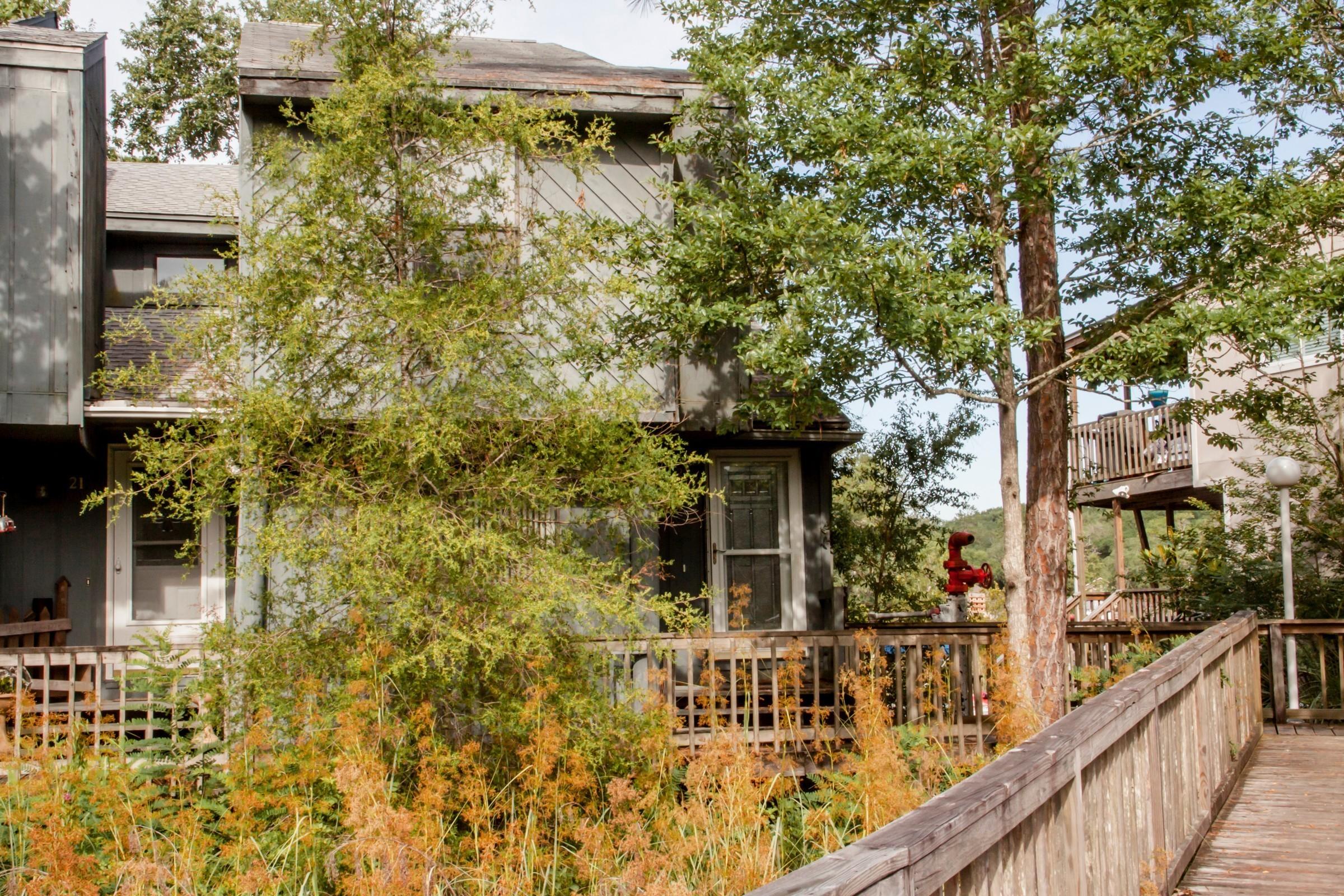 SWIFT BAYOU T/H UNIT 22 - Residential Lease