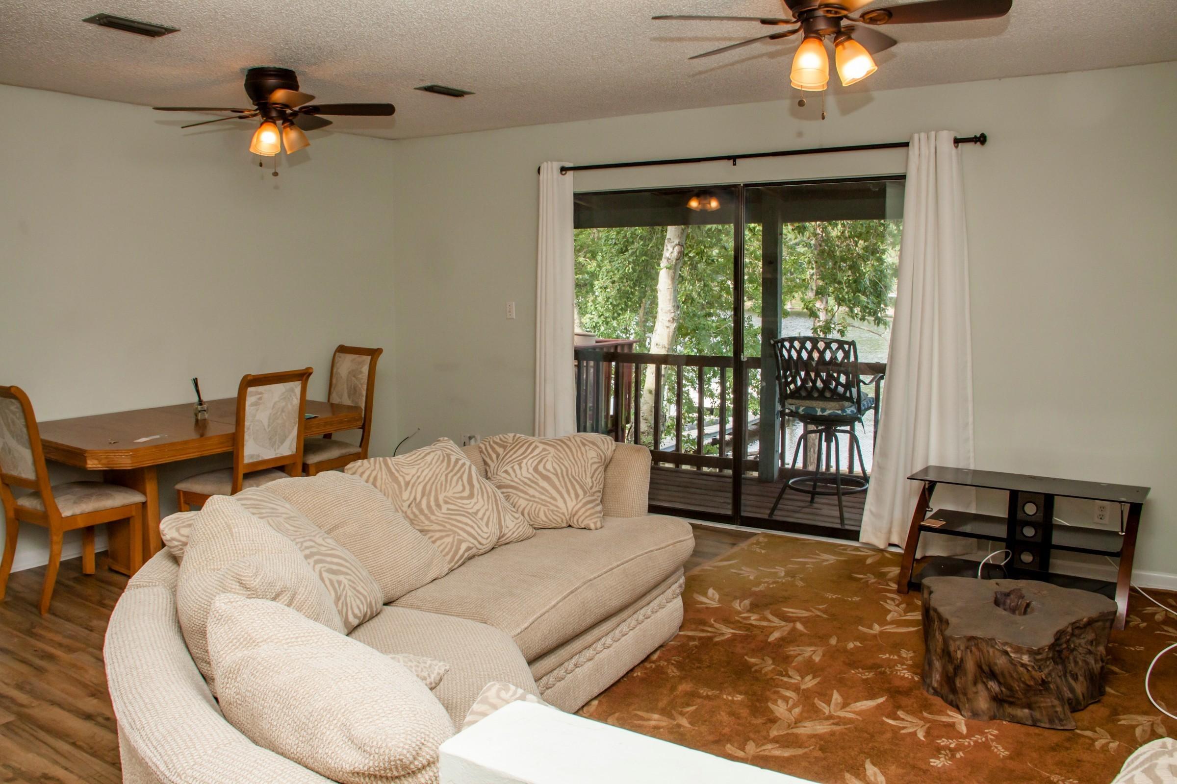 SWIFT BAYOU T/H UNIT 22 - Residential Lease