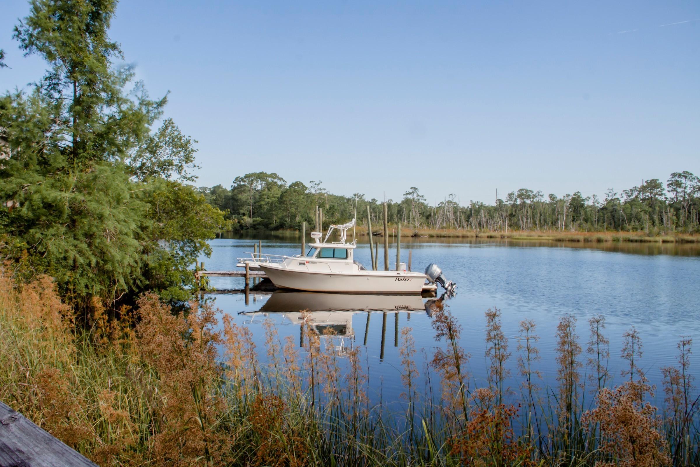 SWIFT BAYOU T/H UNIT 22 - Residential Lease