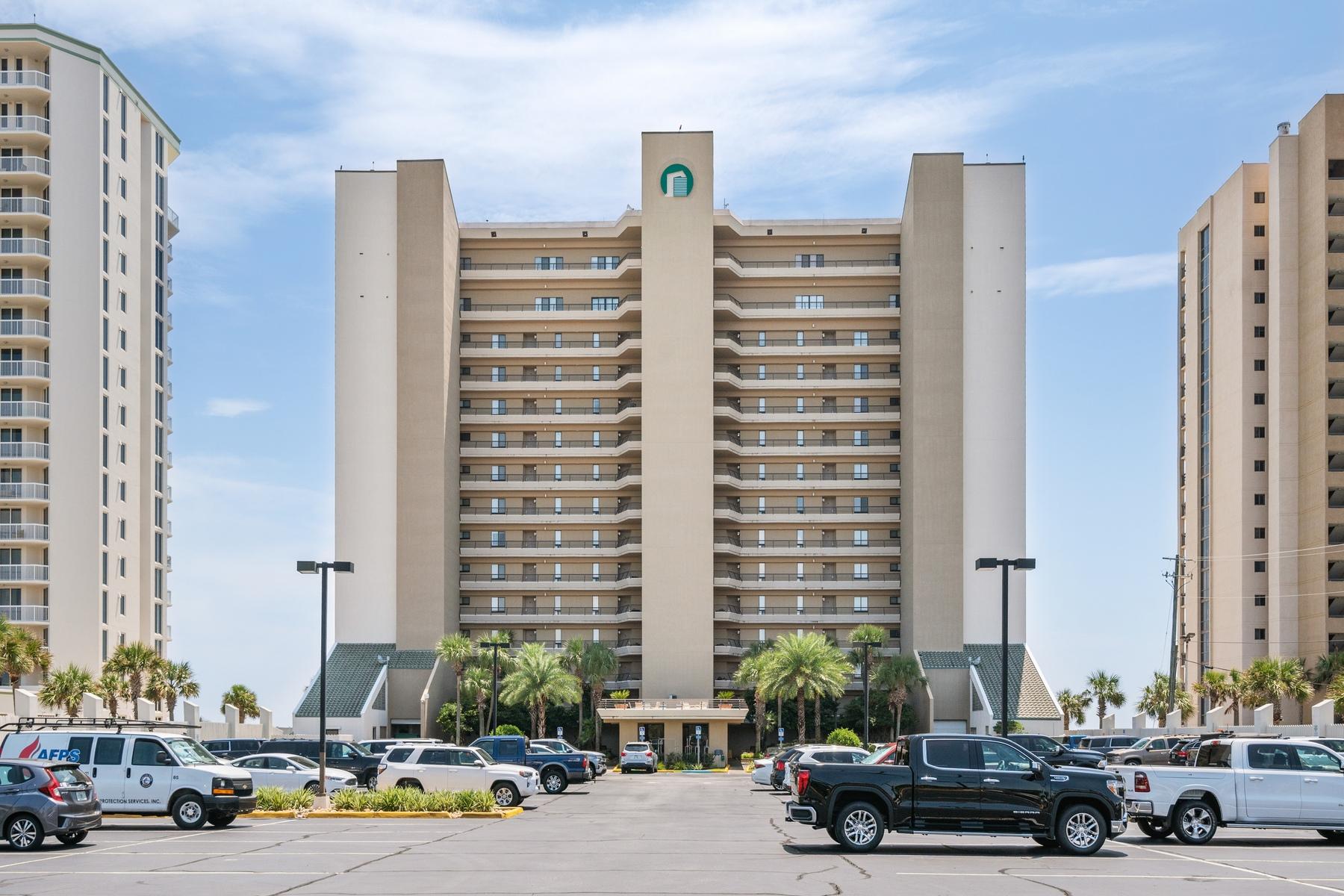 EMERALD TOWERS CONDO - Residential