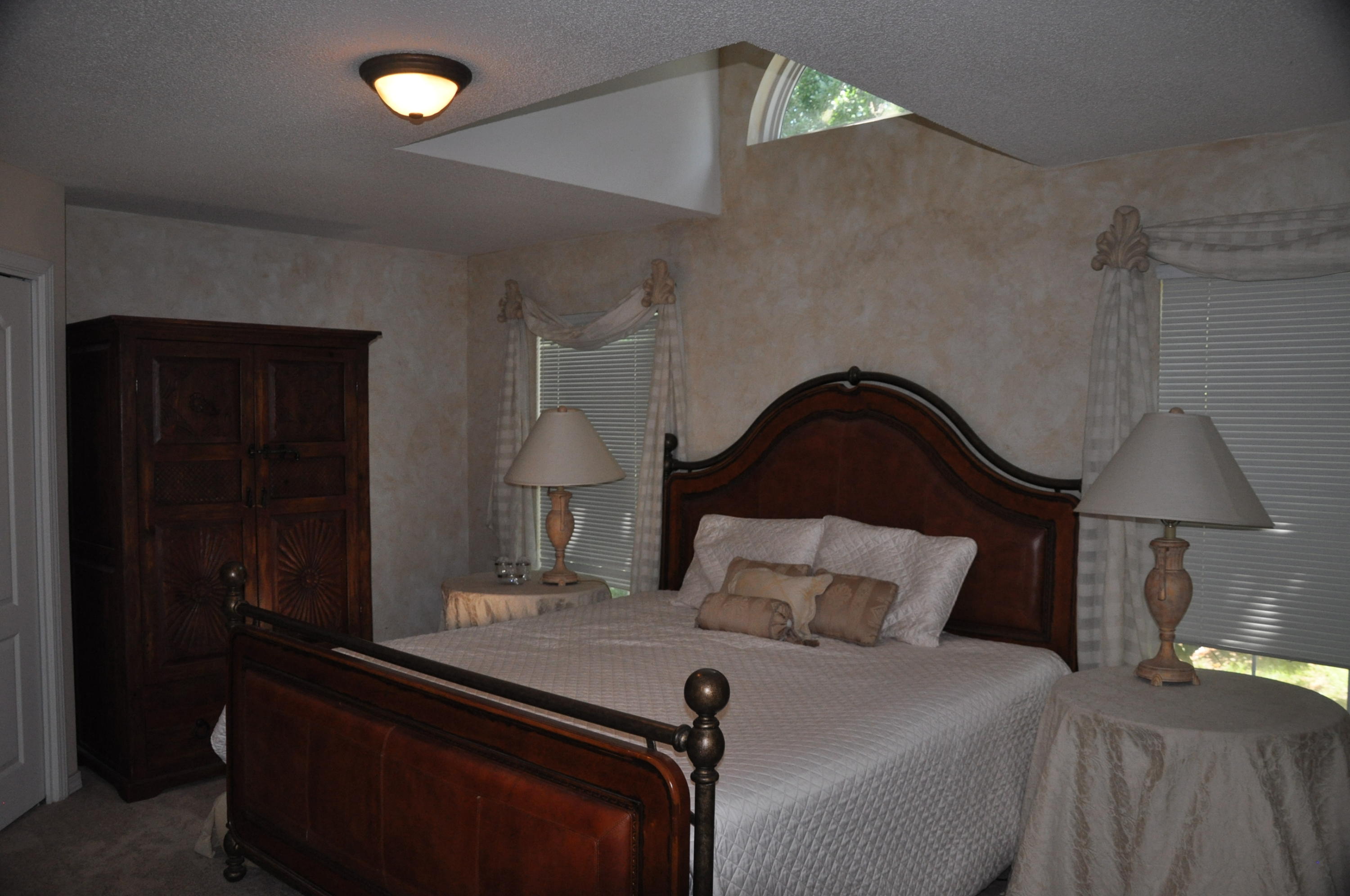 ROCKY BAYOU COUNTRY CLUB ESTATES # 8 - Residential