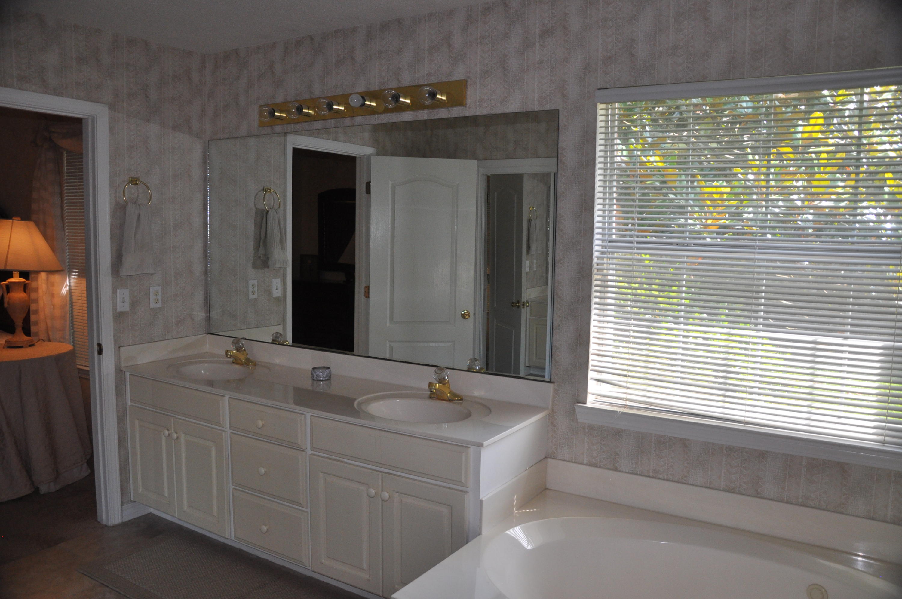 ROCKY BAYOU COUNTRY CLUB ESTATES # 8 - Residential