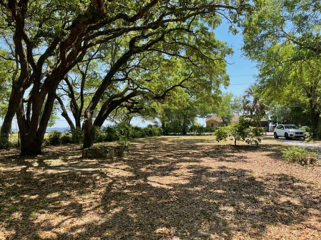 CHICKASAW S/D - Land