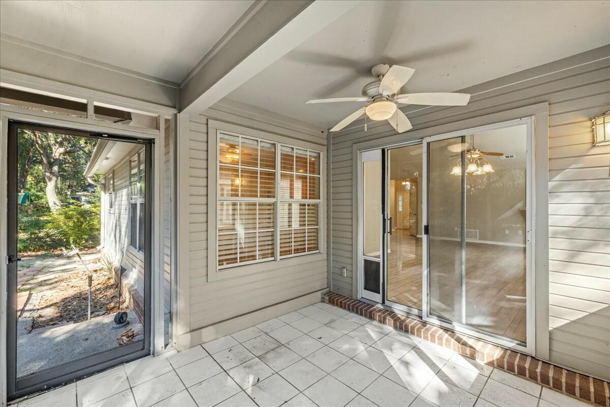 FAIRWAY LAKES PH 1 - Residential