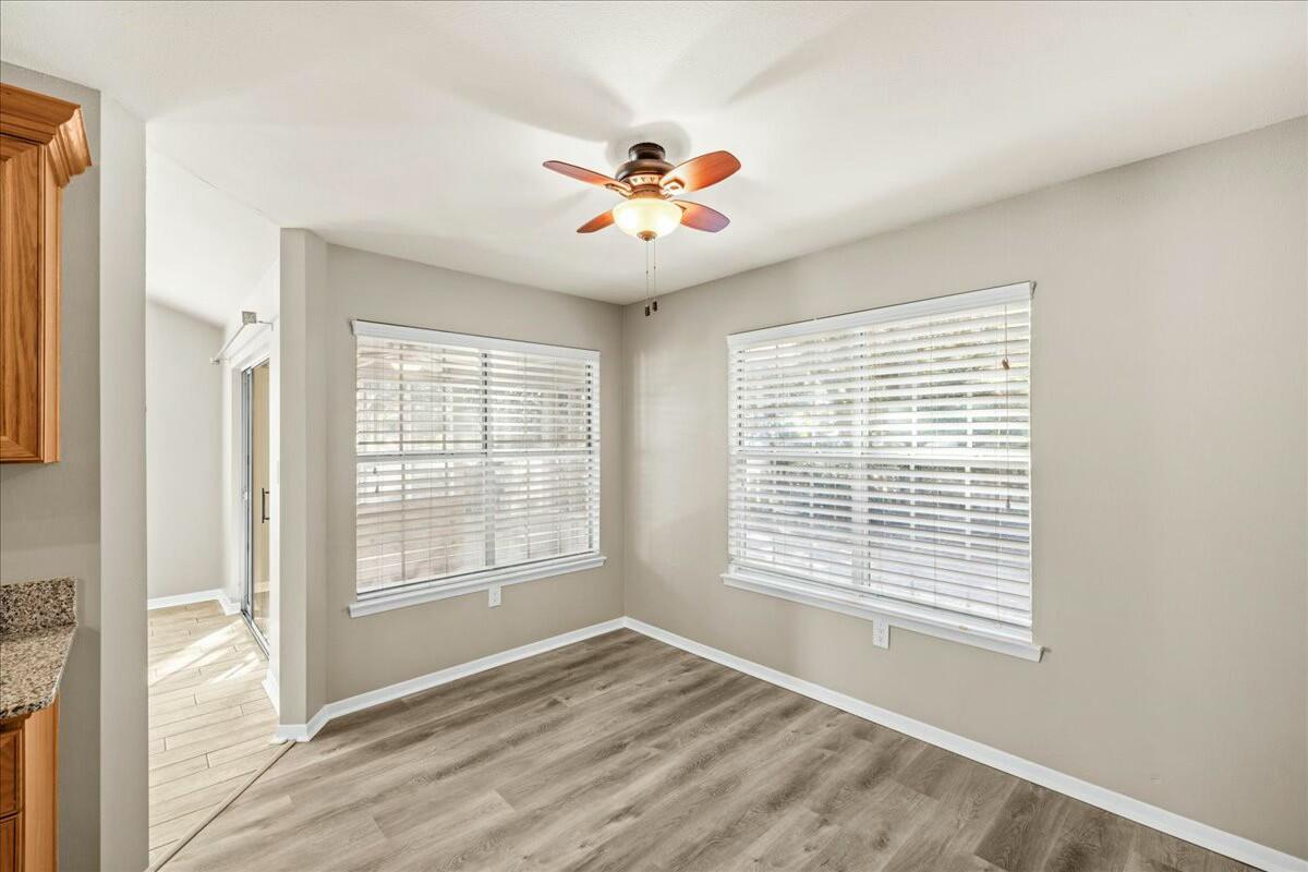 FAIRWAY LAKES PH 1 - Residential