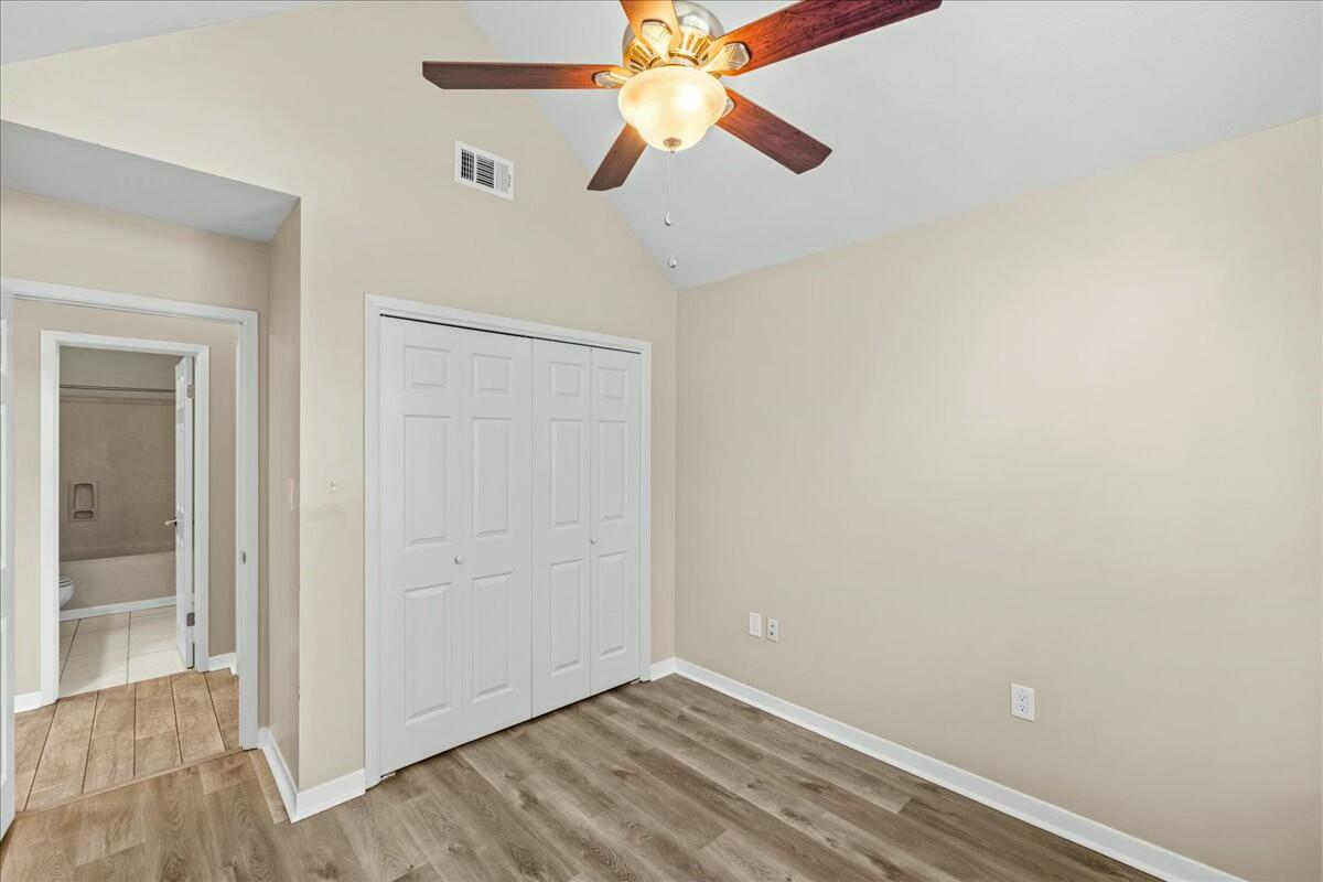 FAIRWAY LAKES PH 1 - Residential