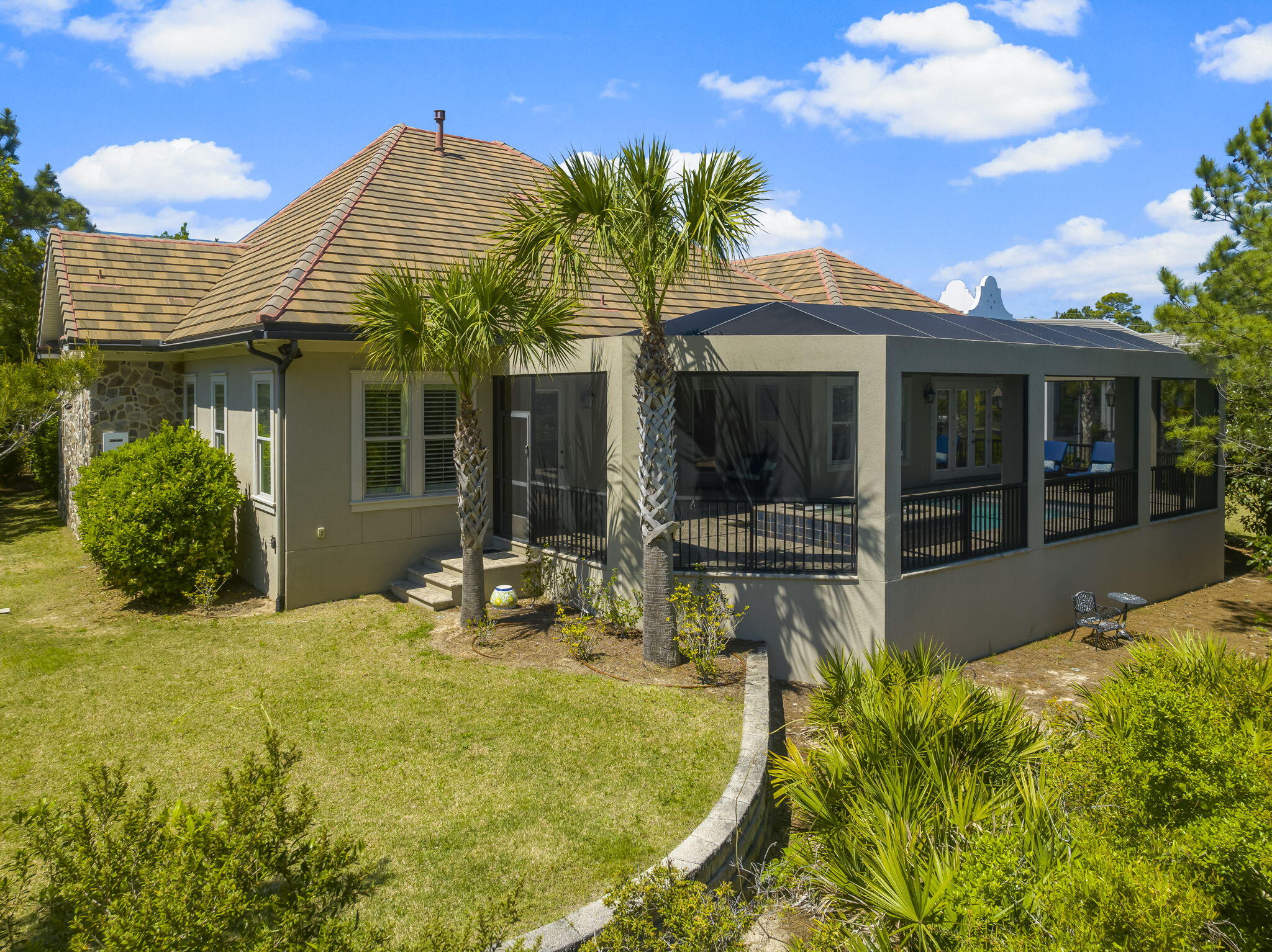 BURNT PINE - Residential