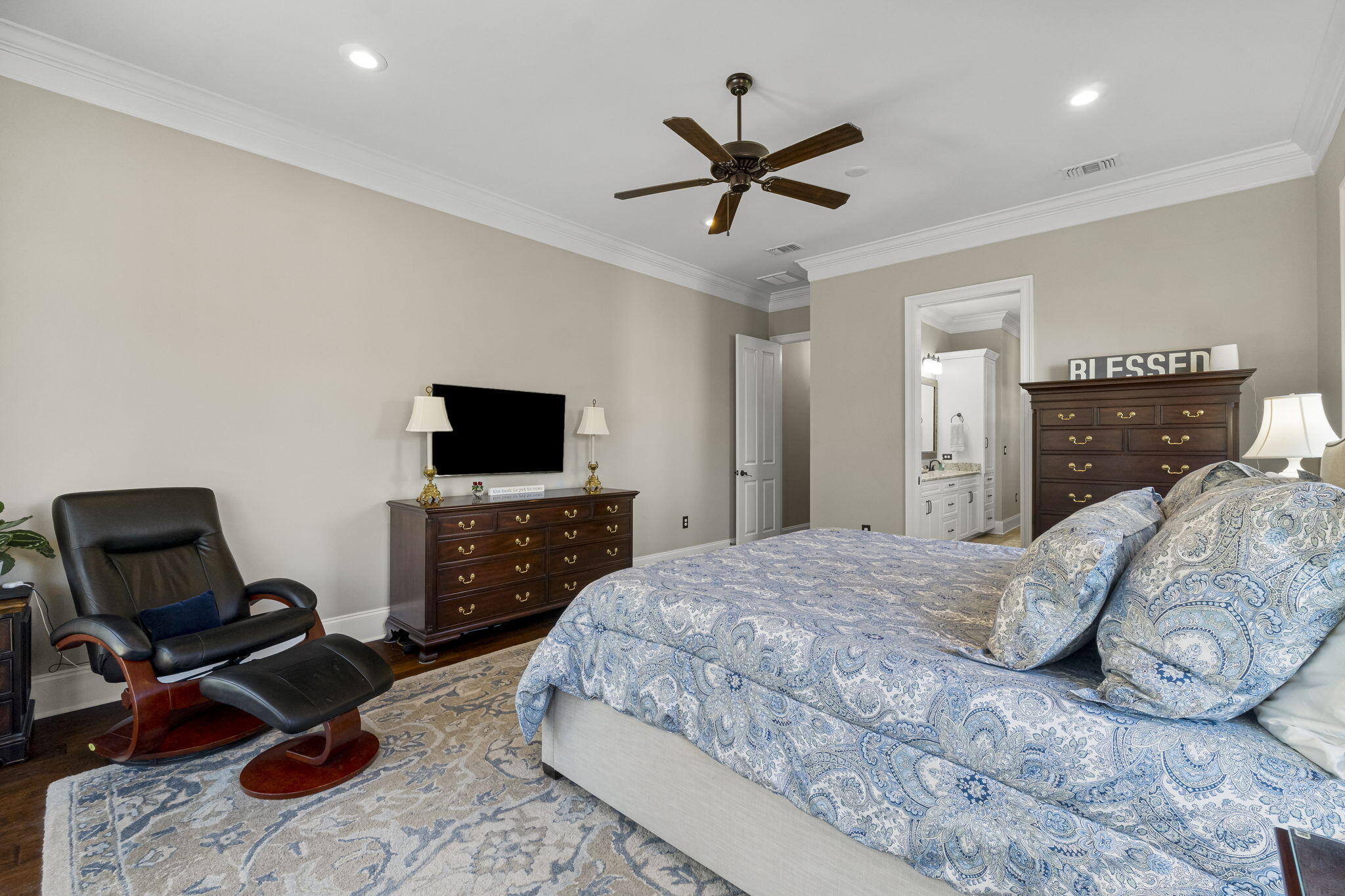 BURNT PINE - Residential