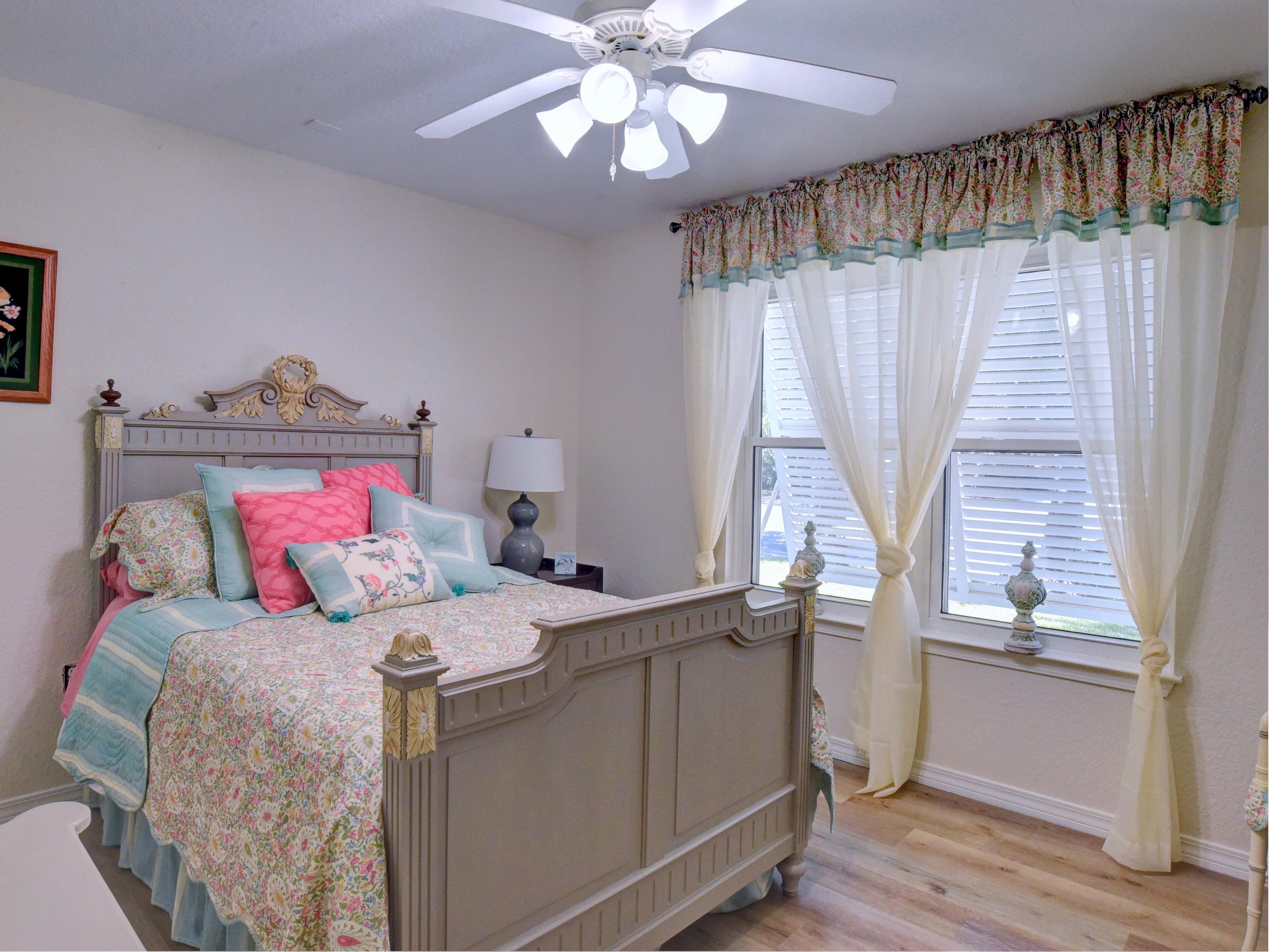 EMERALD LAKES PH 1 - Residential