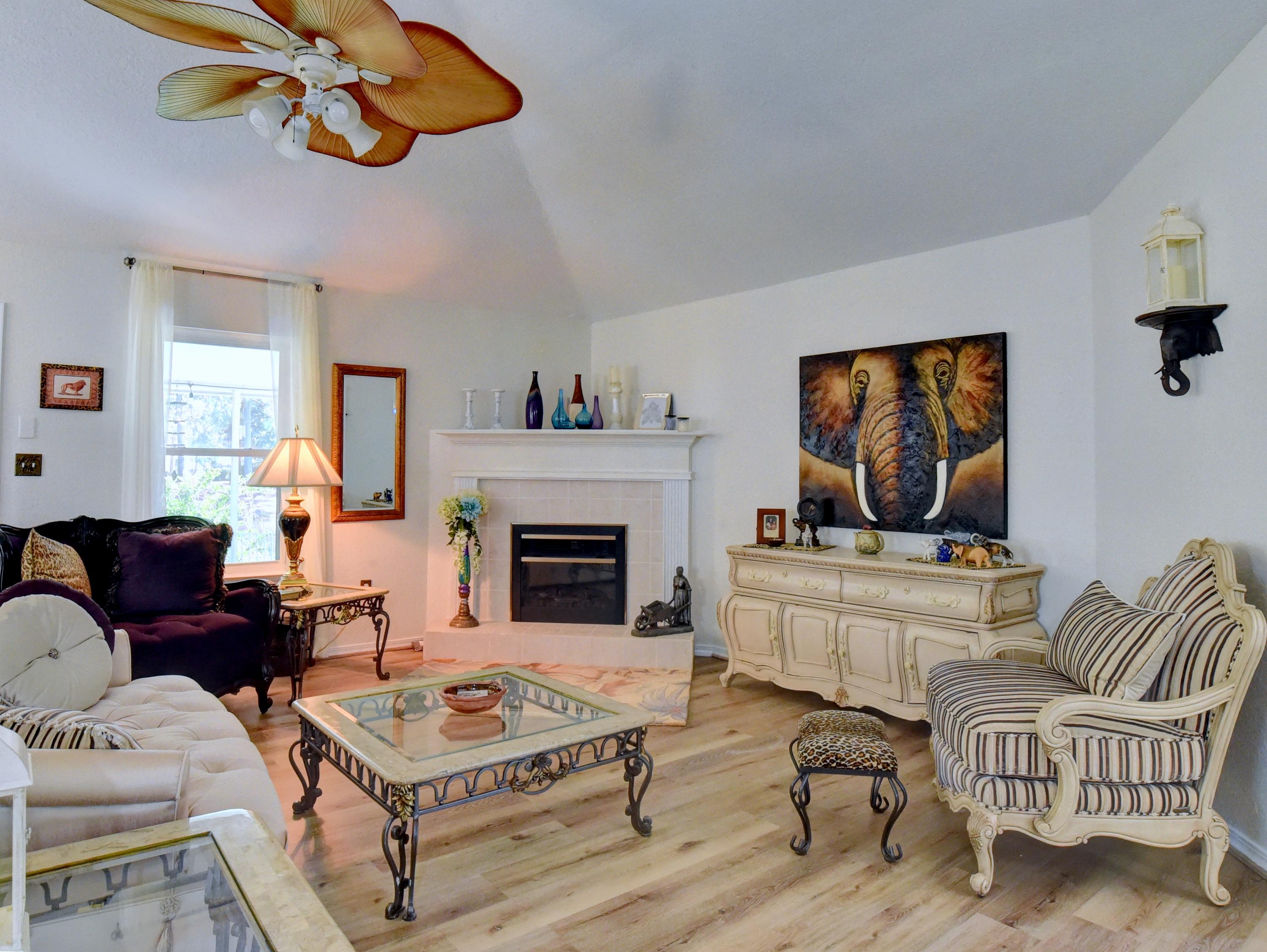 EMERALD LAKES PH 1 - Residential