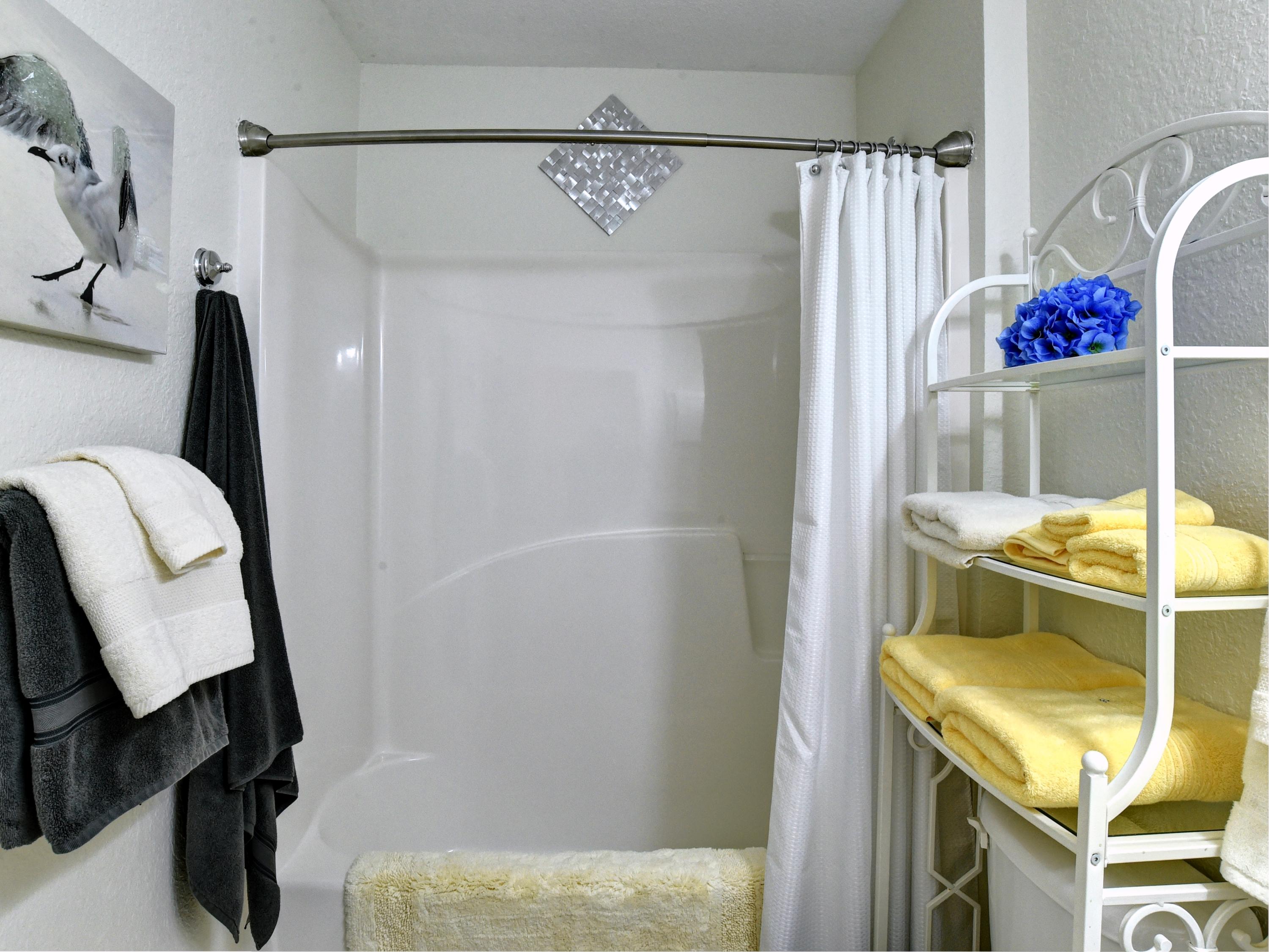 EMERALD LAKES PH 1 - Residential