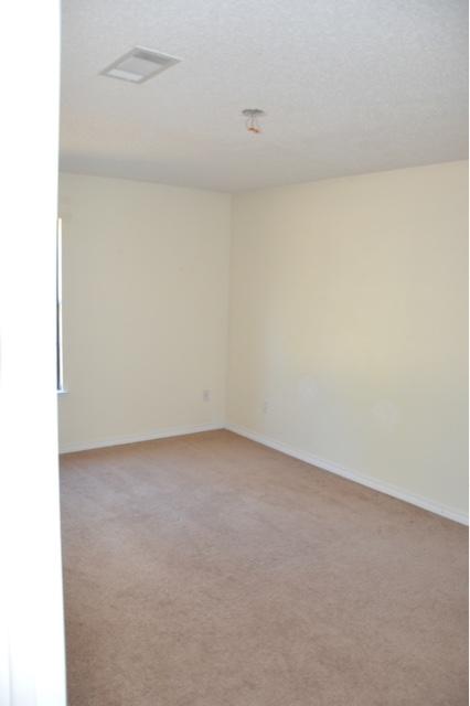 HICKORY HAMMOCK ESTATES - Residential