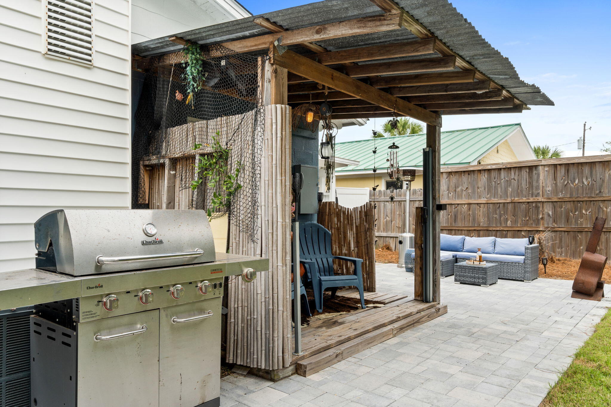 BAHAMA BEACH - Residential