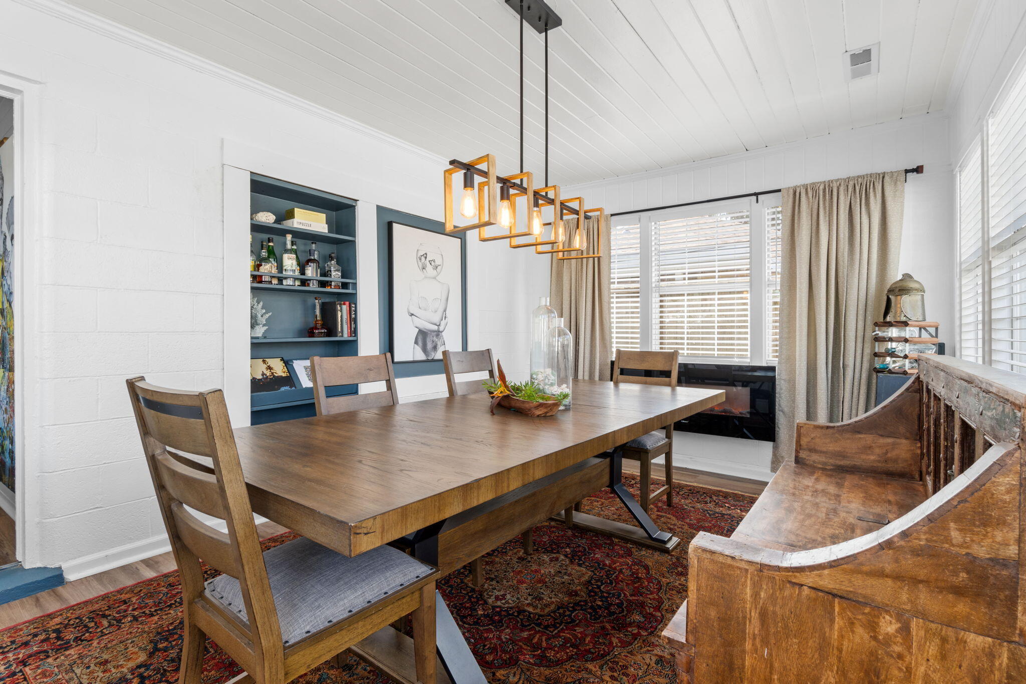 BAHAMA BEACH - Residential