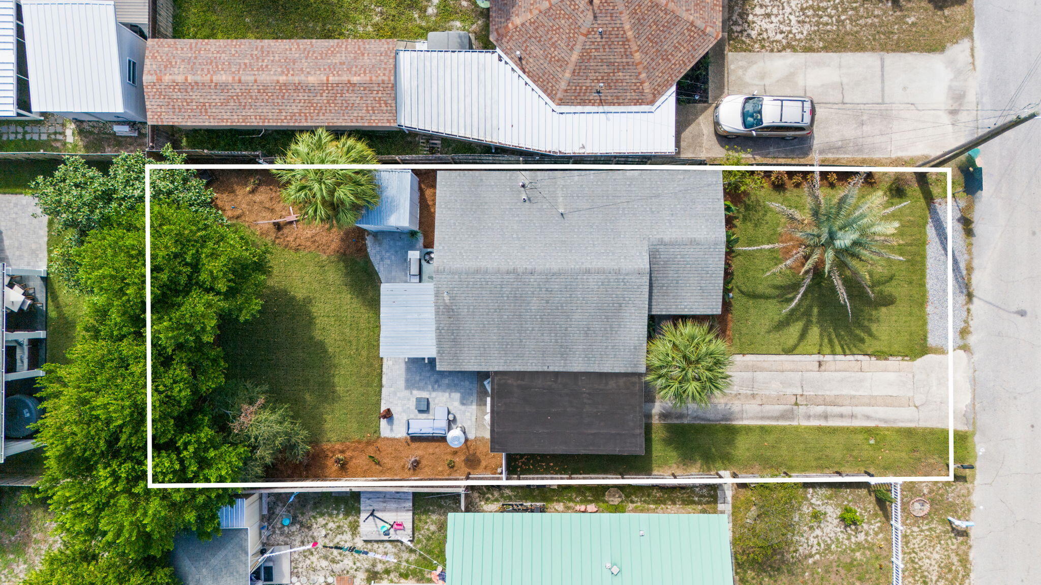 BAHAMA BEACH - Residential