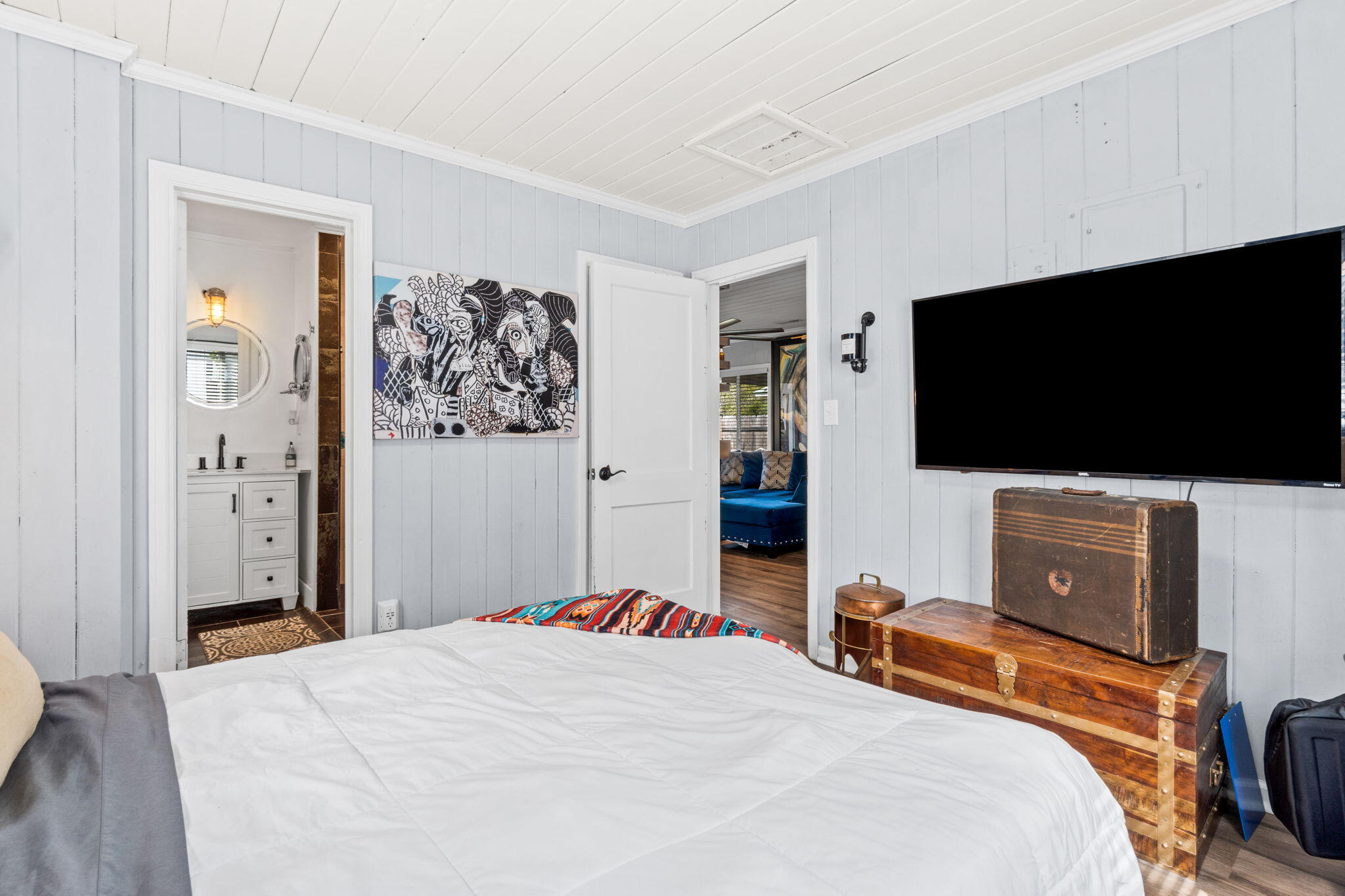 BAHAMA BEACH - Residential