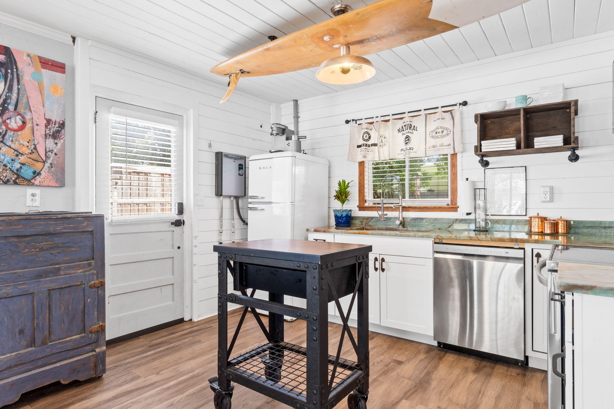 BAHAMA BEACH - Residential