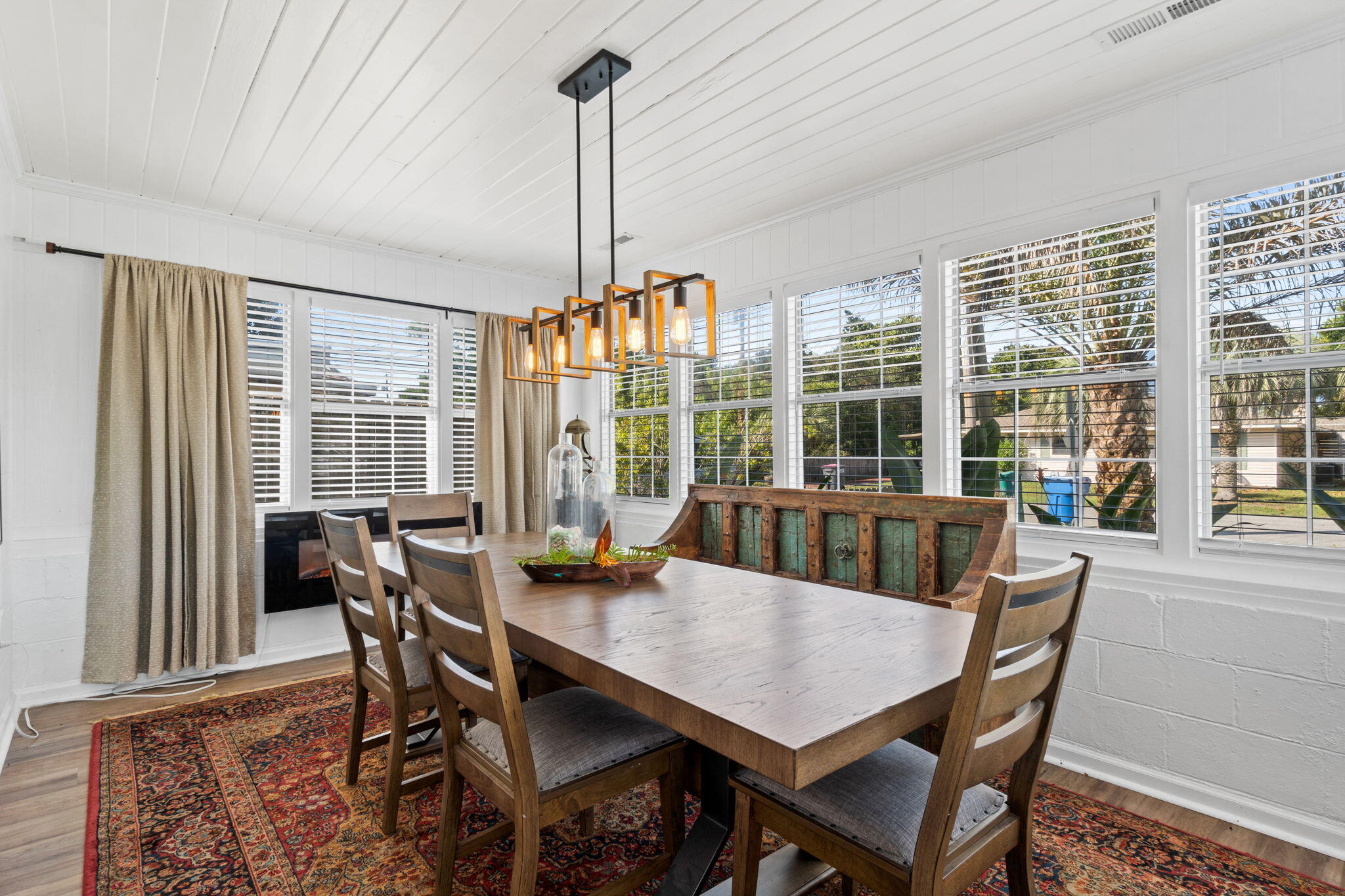 BAHAMA BEACH - Residential