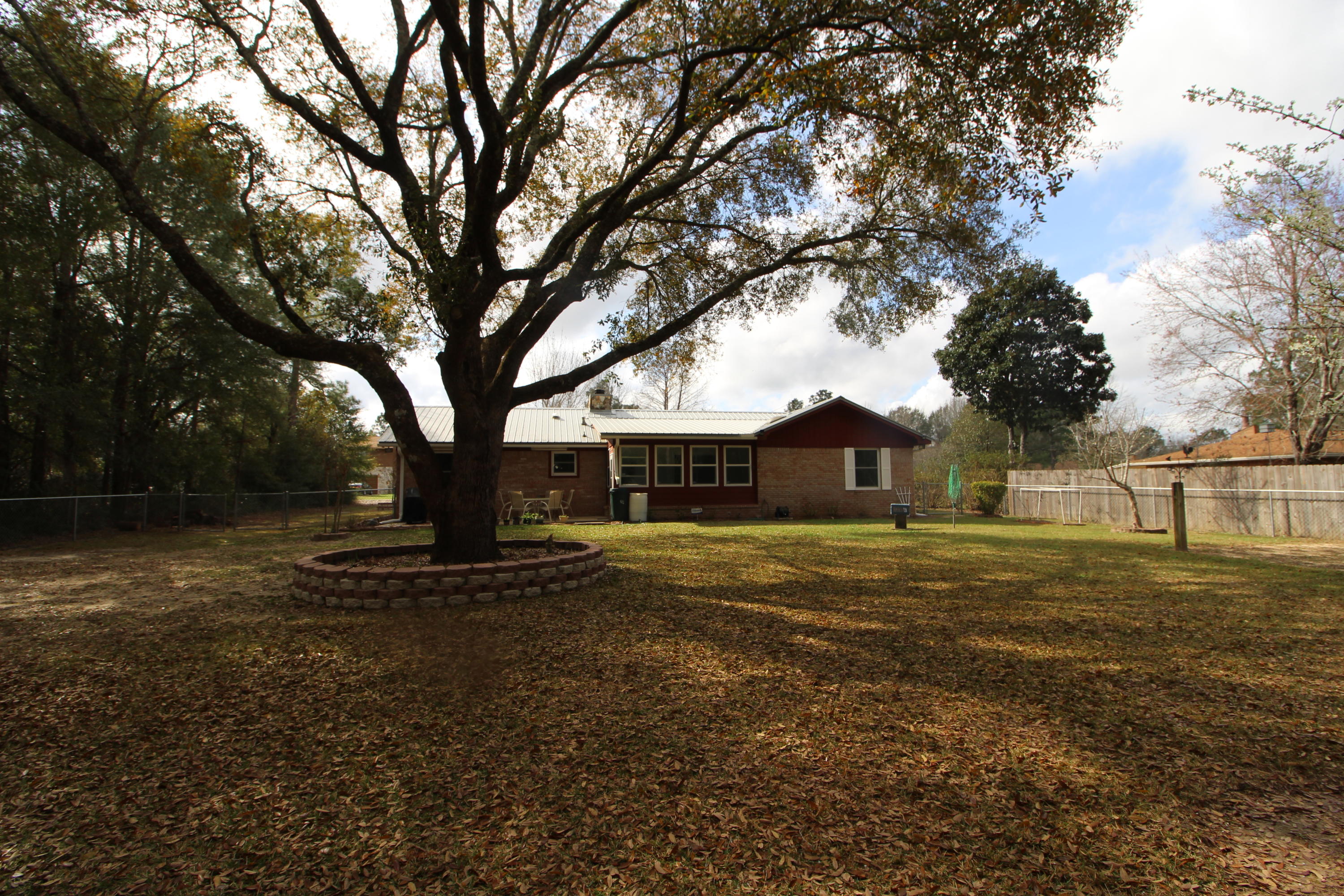 HILLTOP ACRES - Residential