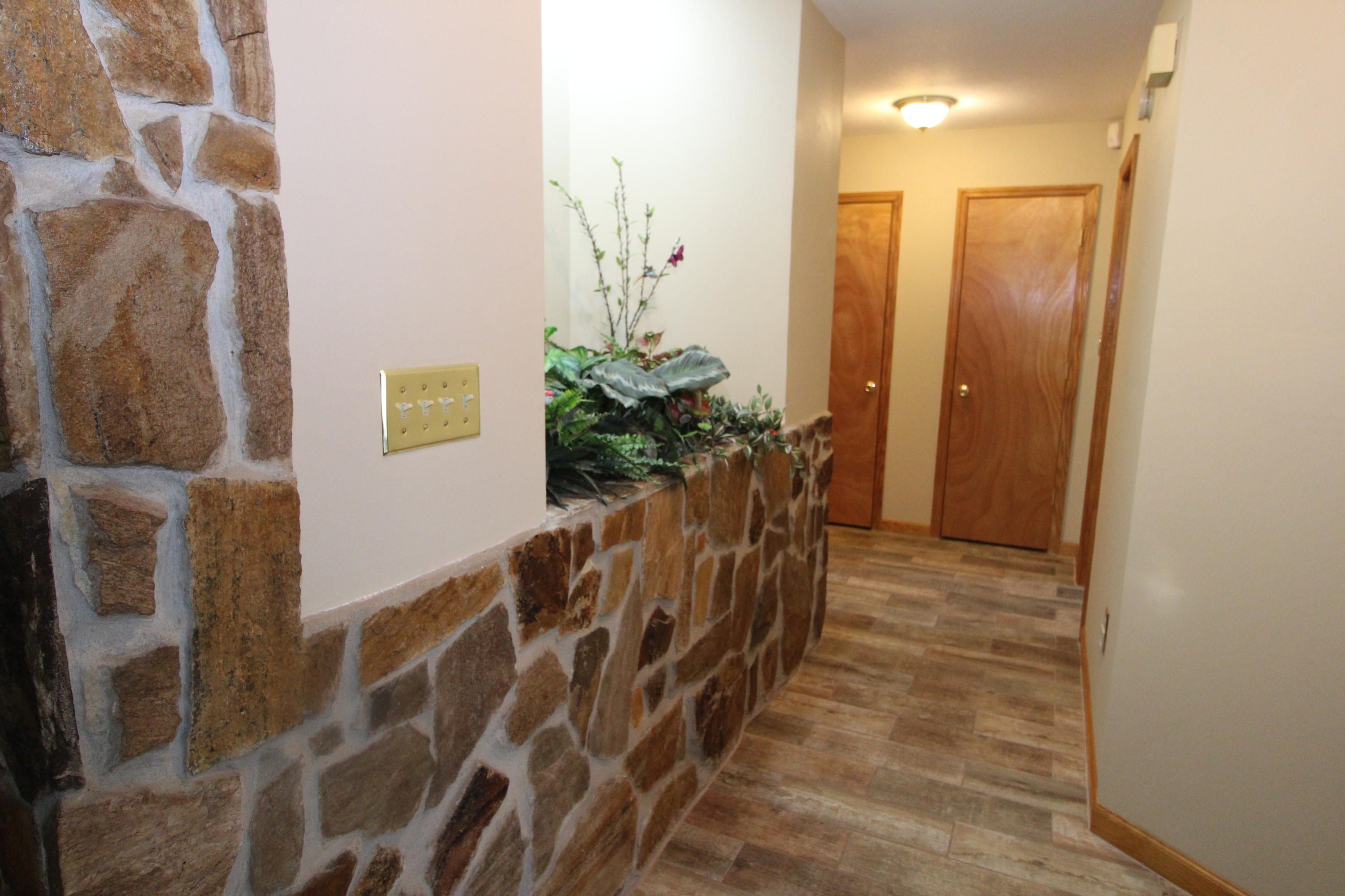 HILLTOP ACRES - Residential