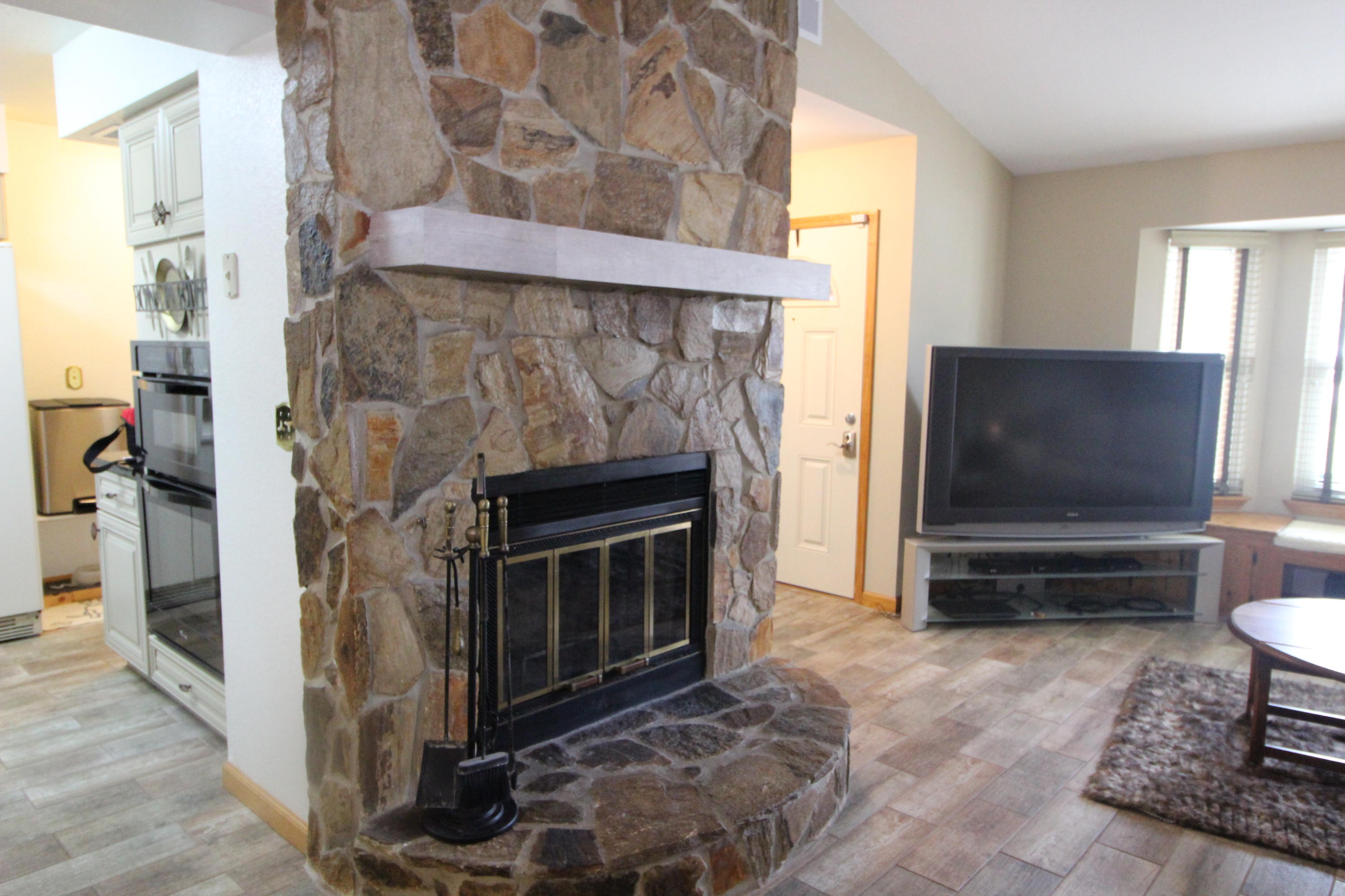 HILLTOP ACRES - Residential