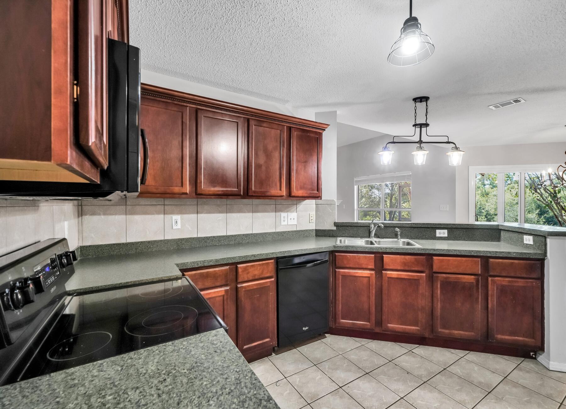 ANTIOCH ESTATES S/D 3 - Residential Lease