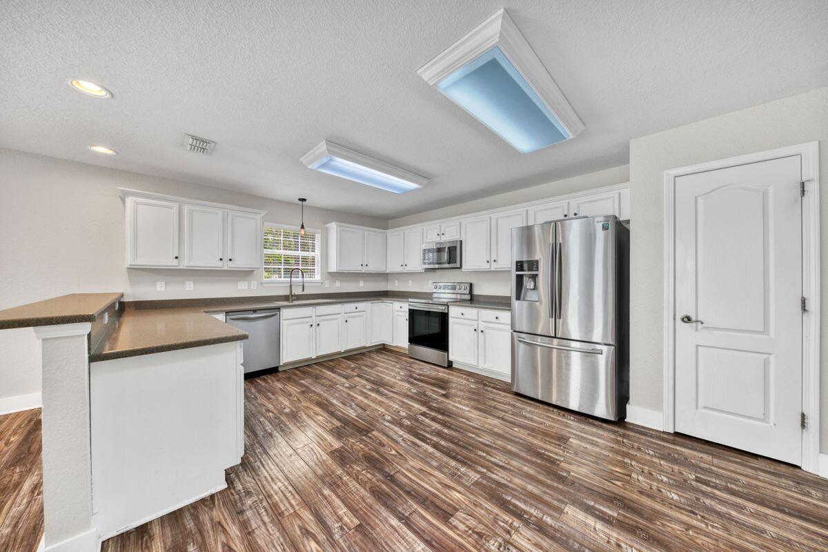 DRIFTWOOD ESTATES - Residential