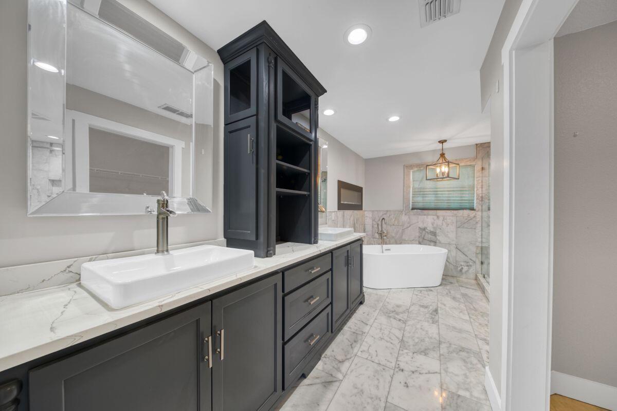 DRIFTWOOD ESTATES - Residential