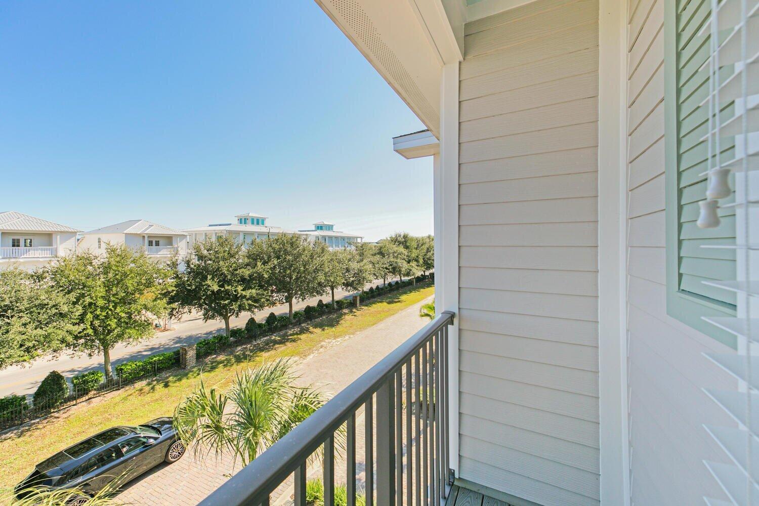 DRIFTWOOD DRIVE TOWNHOMES - Residential