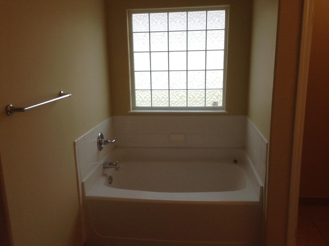 PALMETTO TRACE - Residential