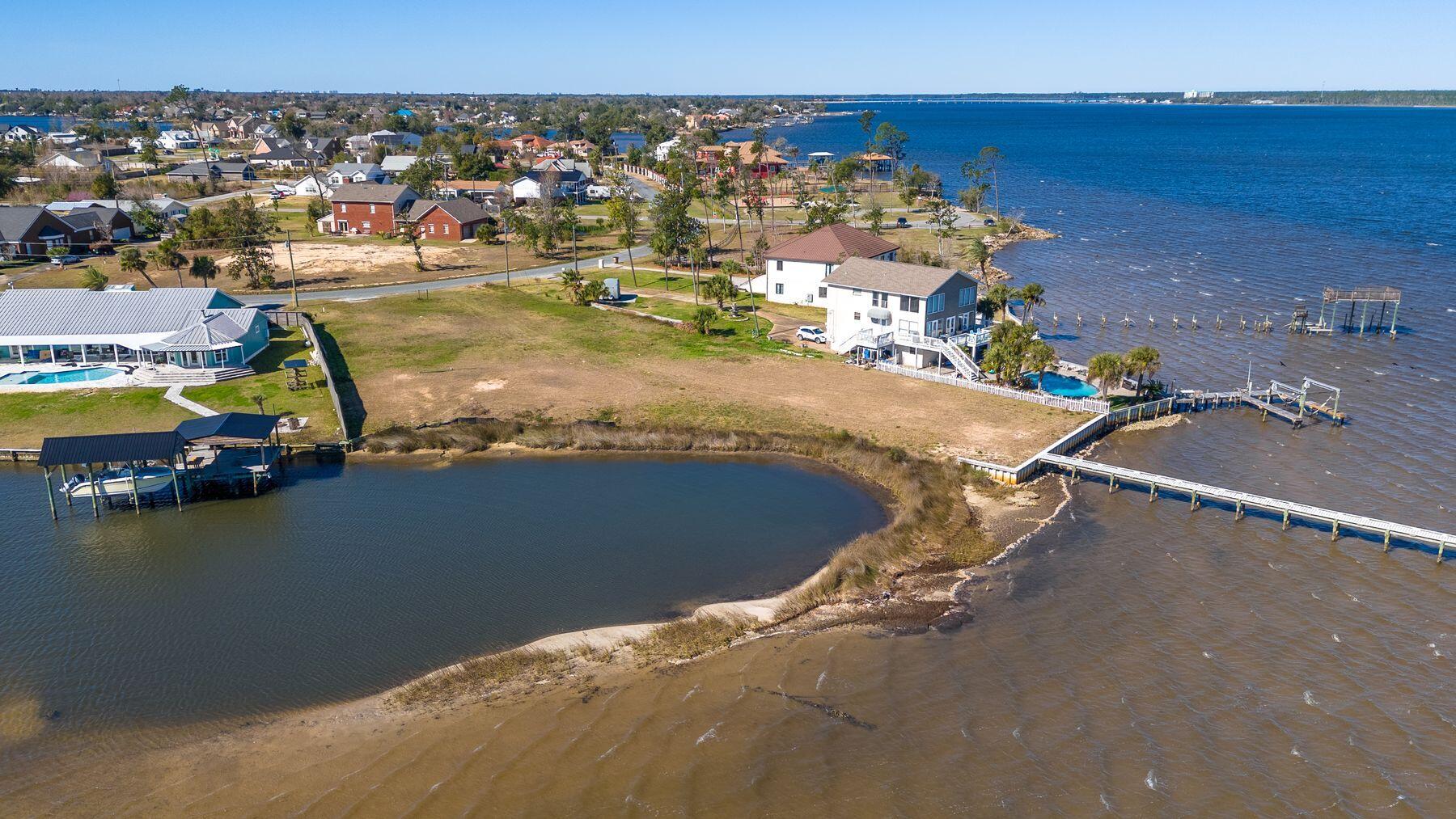 College Point - Land