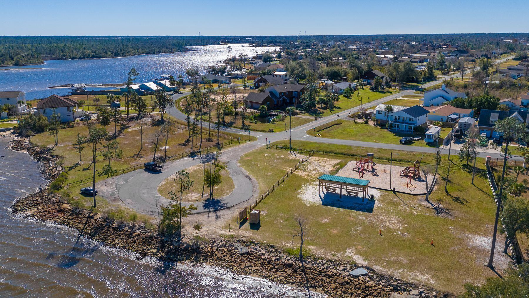 College Point - Land