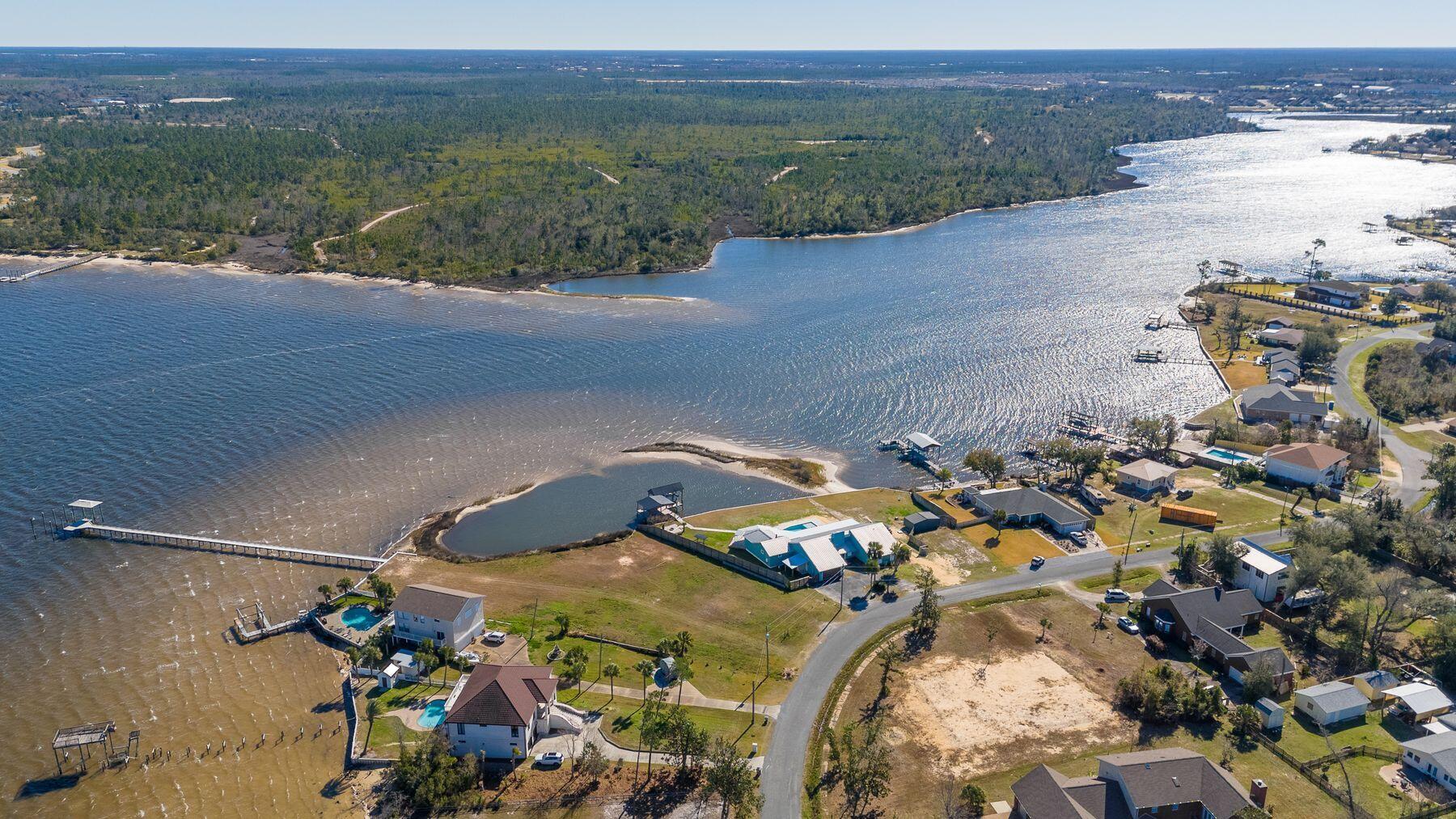 College Point - Land