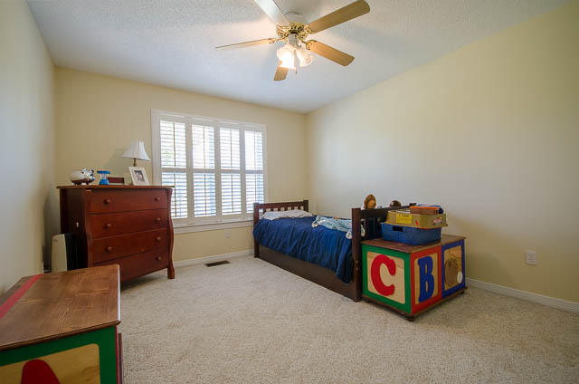 CRESCENT III - Residential