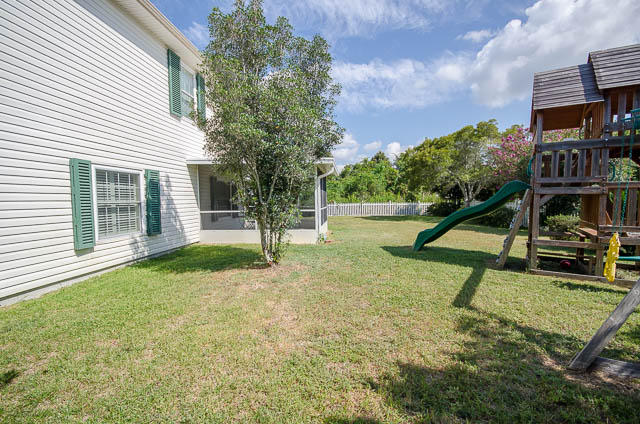 CRESCENT III - Residential
