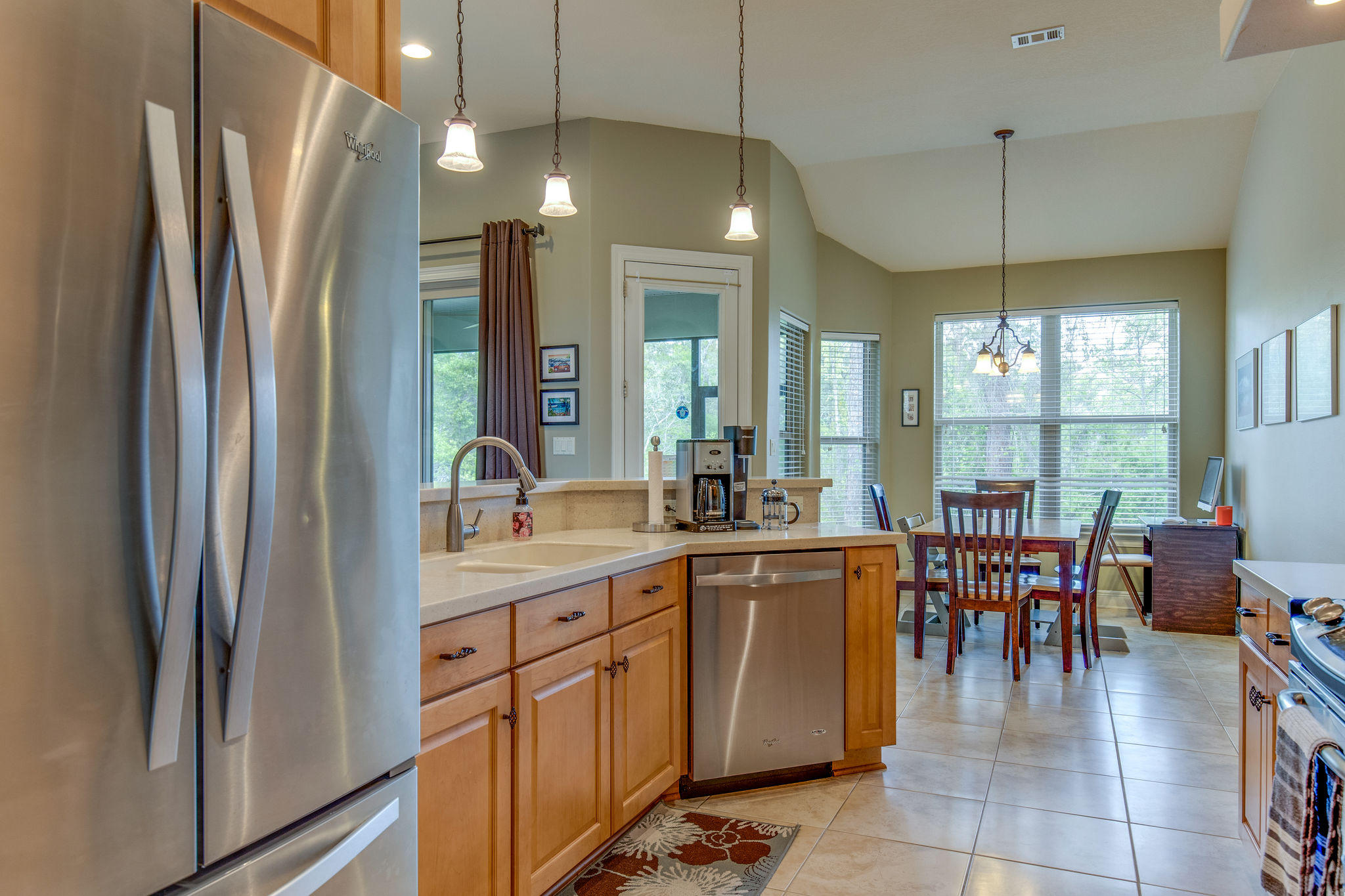 CHARDONNAY ESTATES - Residential