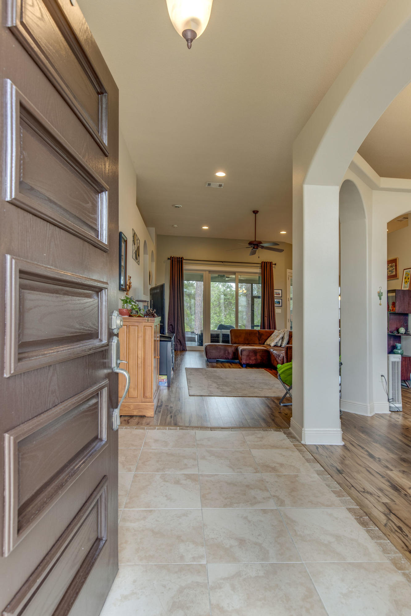 CHARDONNAY ESTATES - Residential