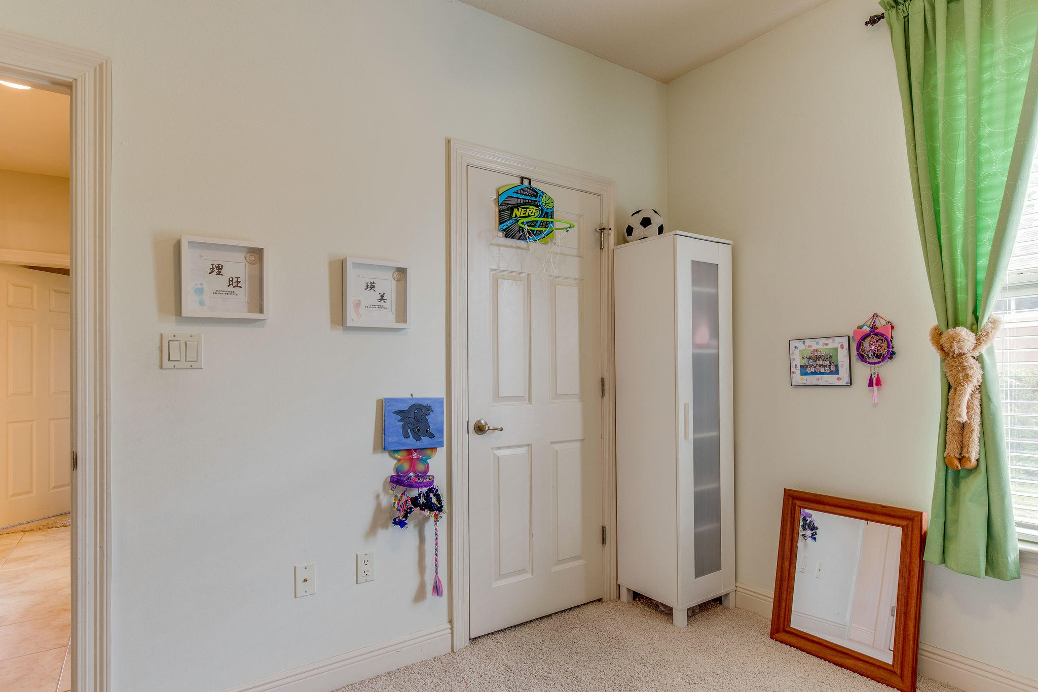 CHARDONNAY ESTATES - Residential