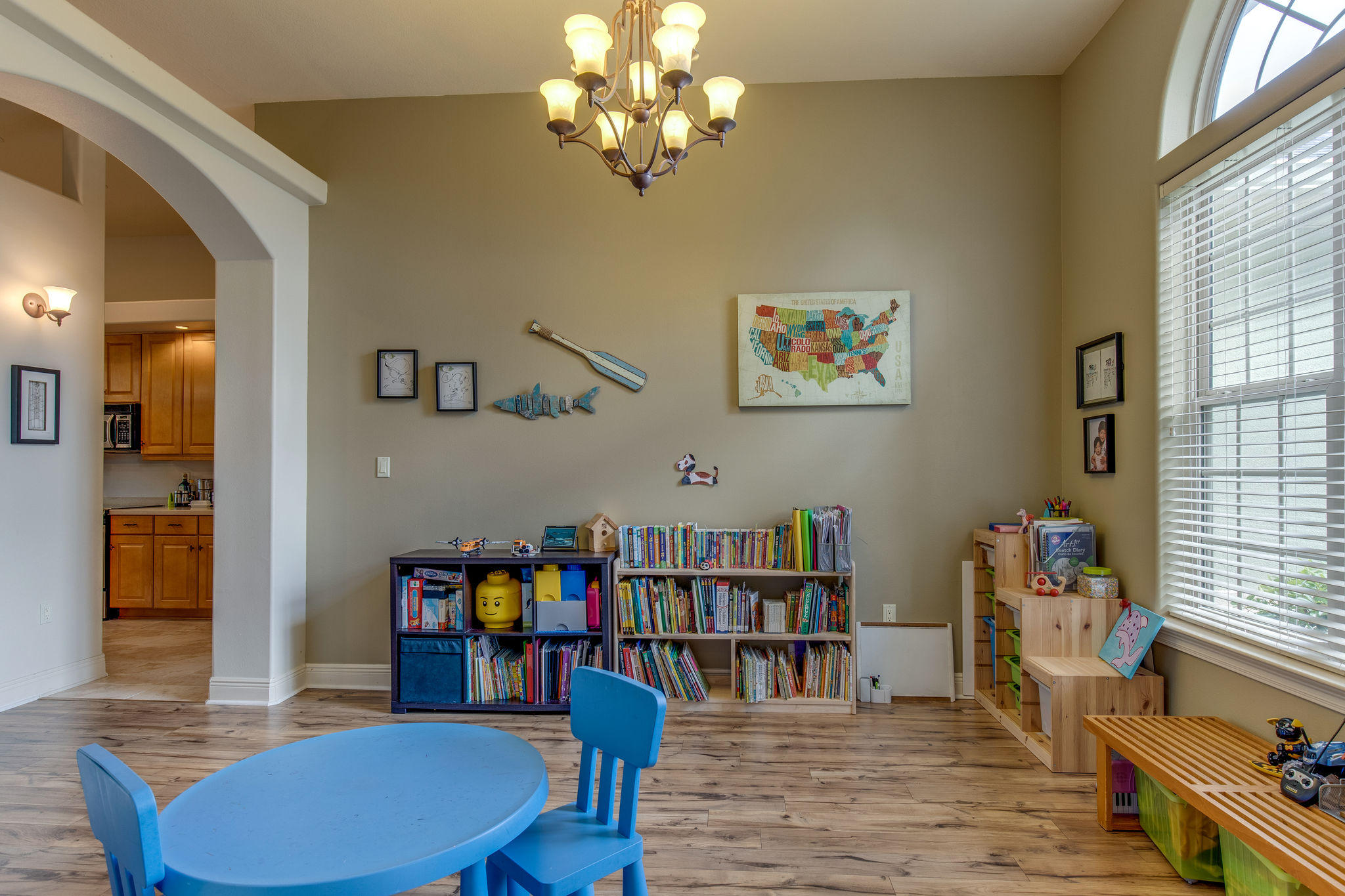 CHARDONNAY ESTATES - Residential