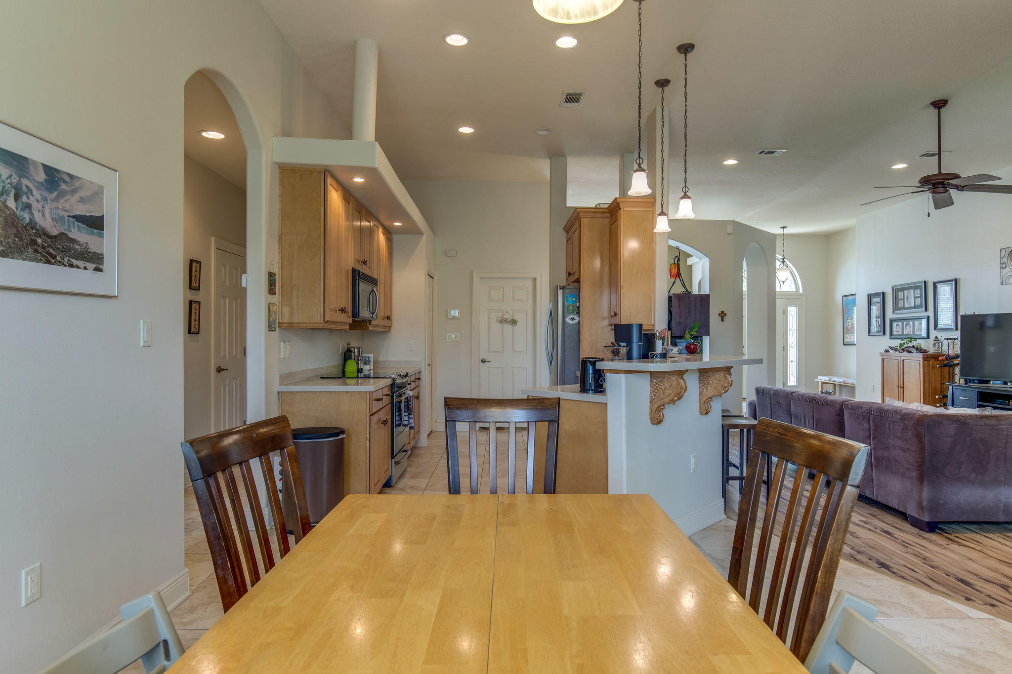 CHARDONNAY ESTATES - Residential