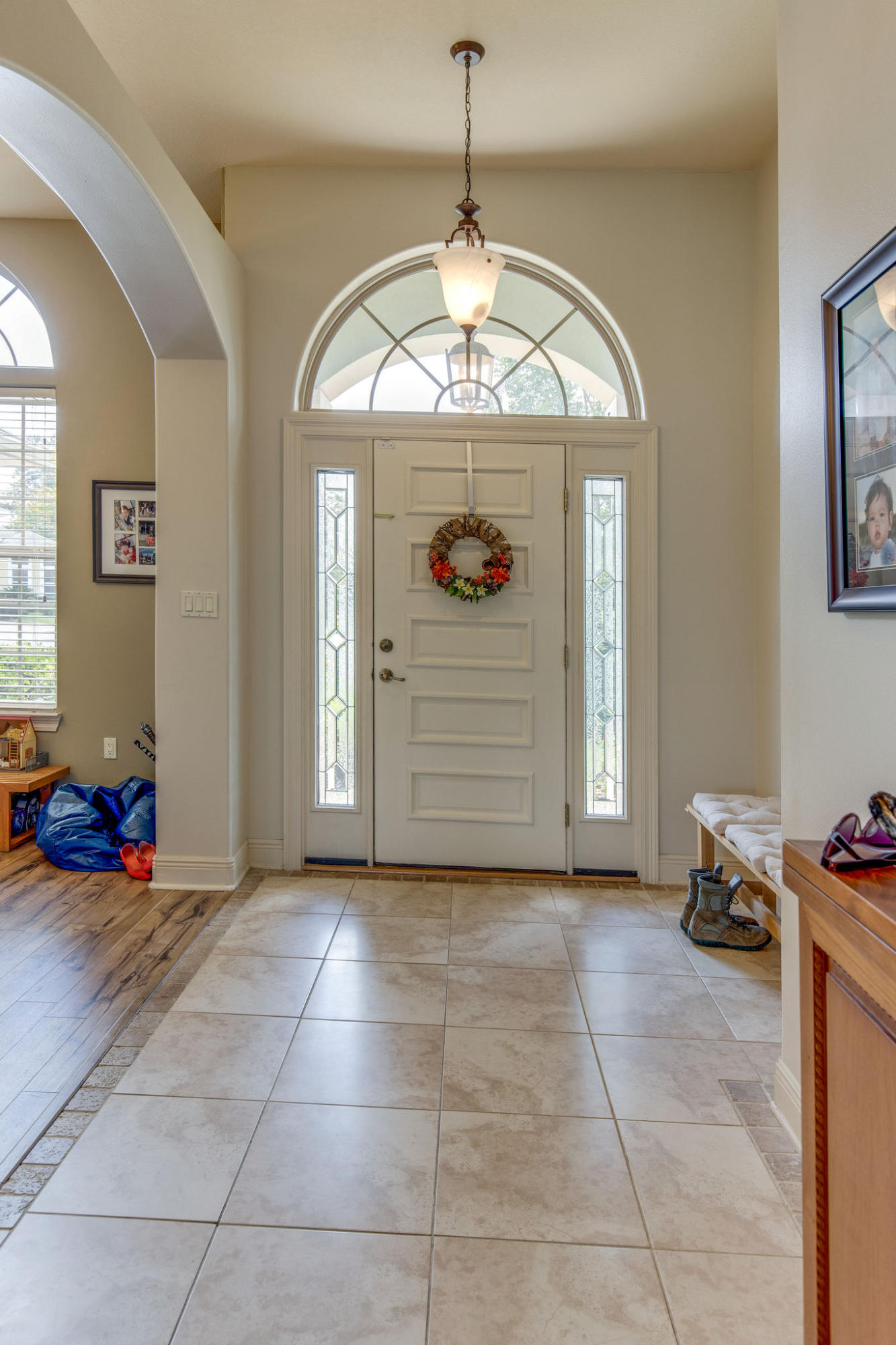 CHARDONNAY ESTATES - Residential