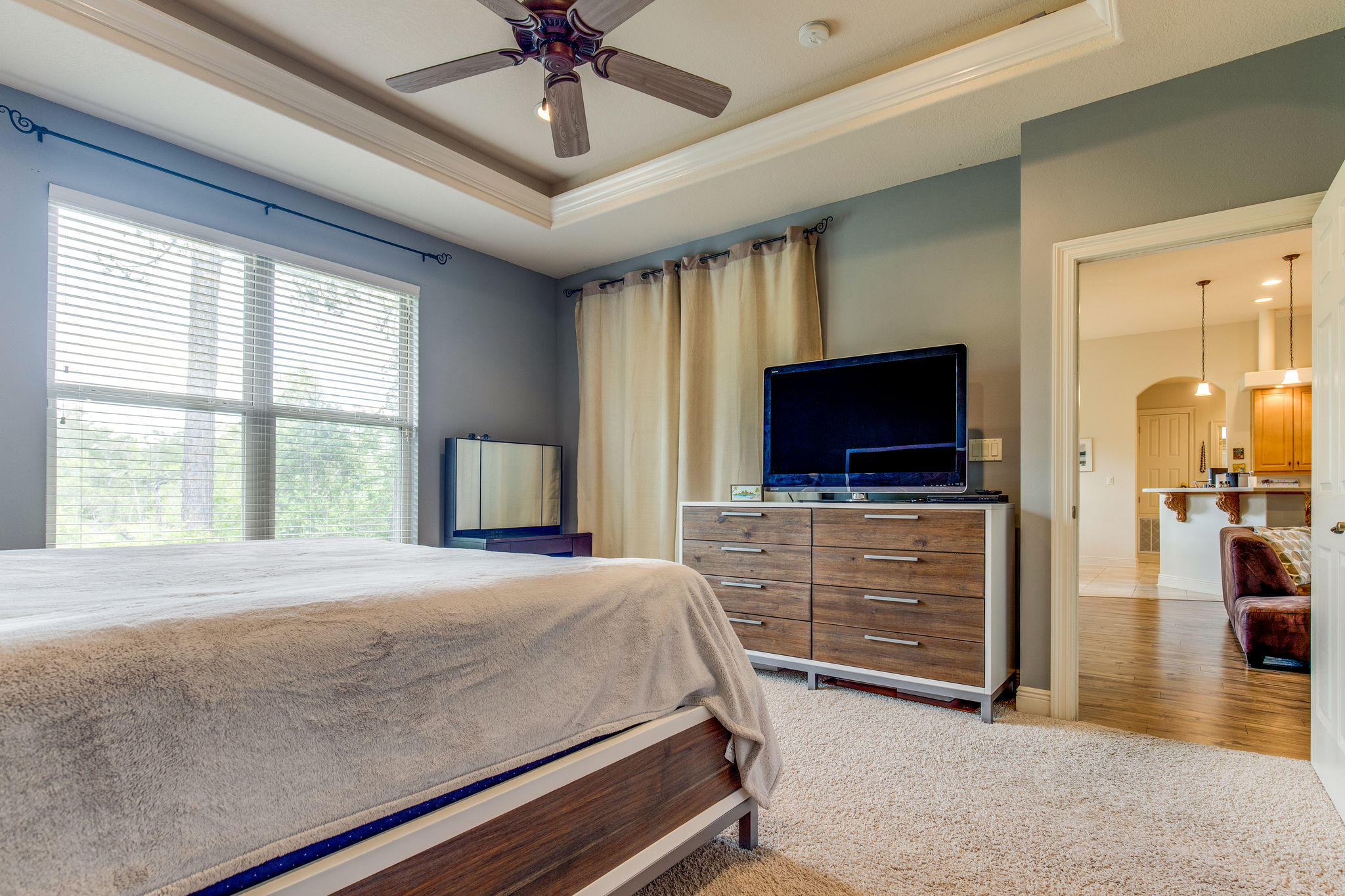 CHARDONNAY ESTATES - Residential