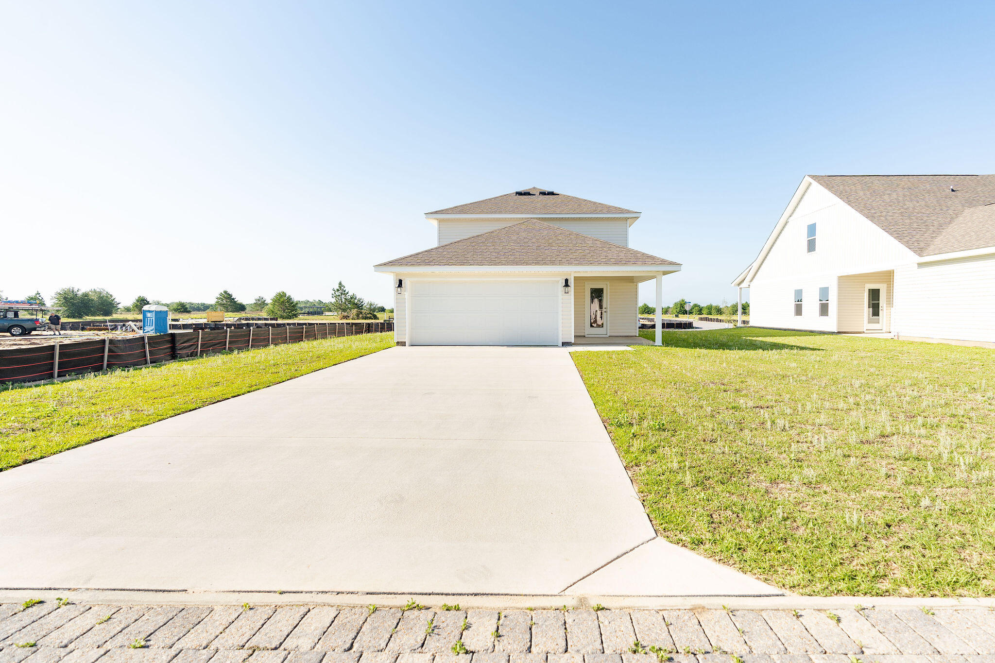 OWL'S HEAD - Residential Lease